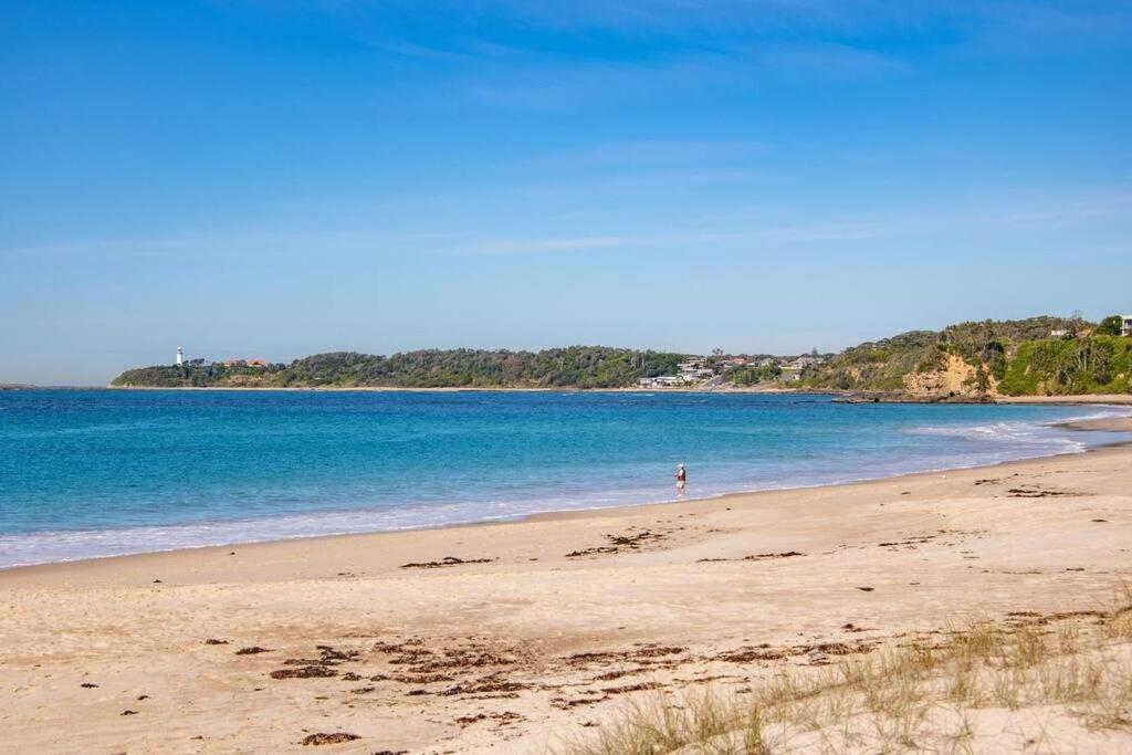 'The Sea Shell' Brand New, Direct Beach Access