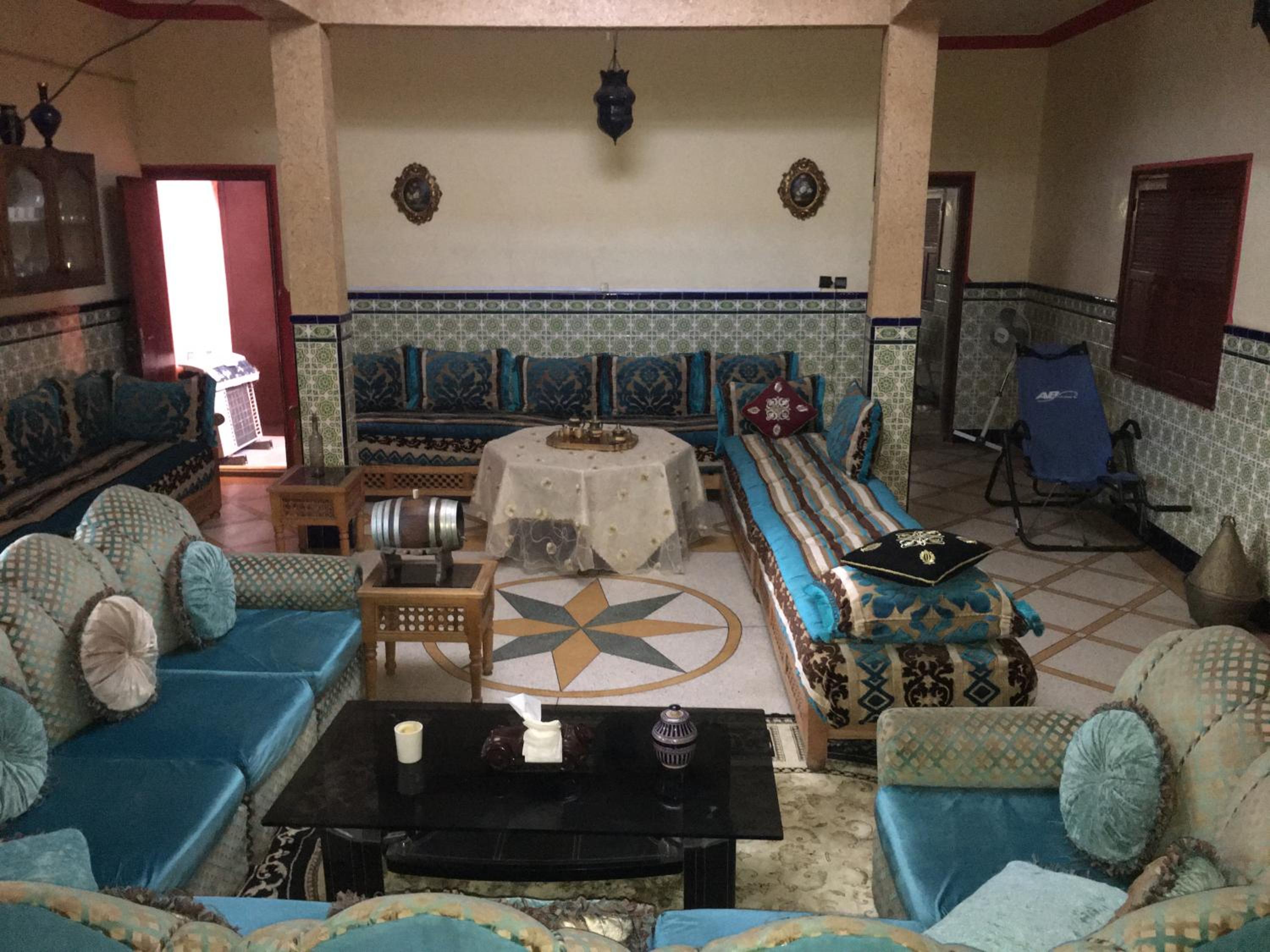 lounge