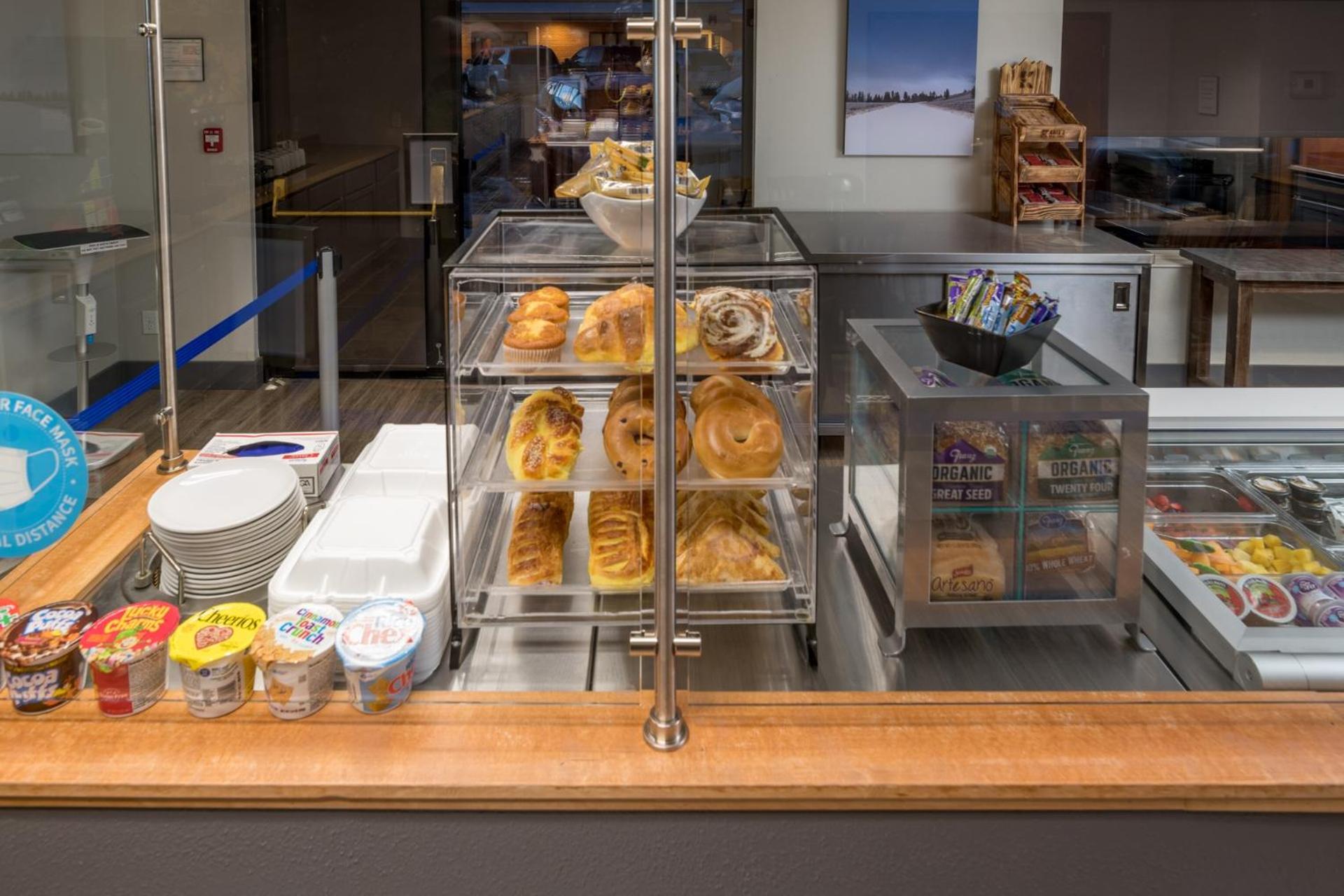 Wood River Inn  Suite - Property Image 49