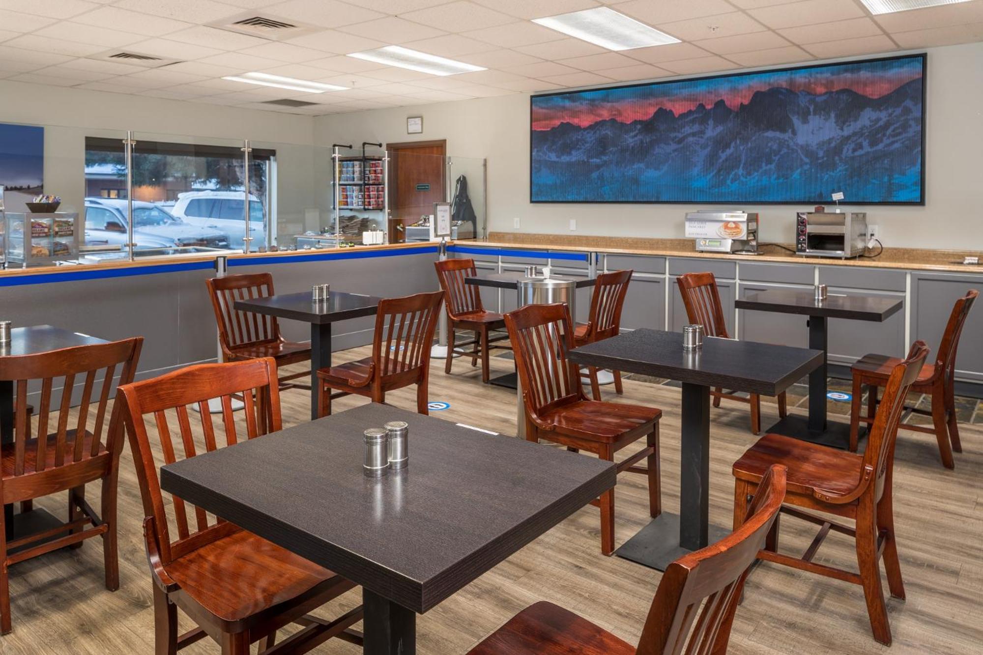 Wood River Inn  Suite - Property Image 48