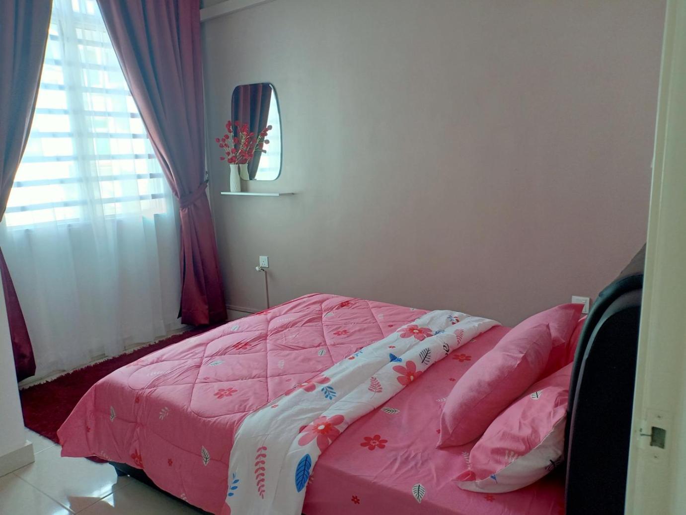 As Syifaa Homestay mslim only, wifi & netflix photo 6