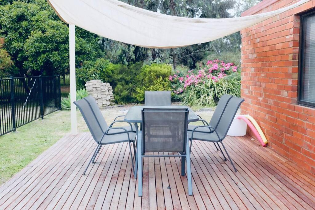 Willunga Cottage — Sweet Country Retreat