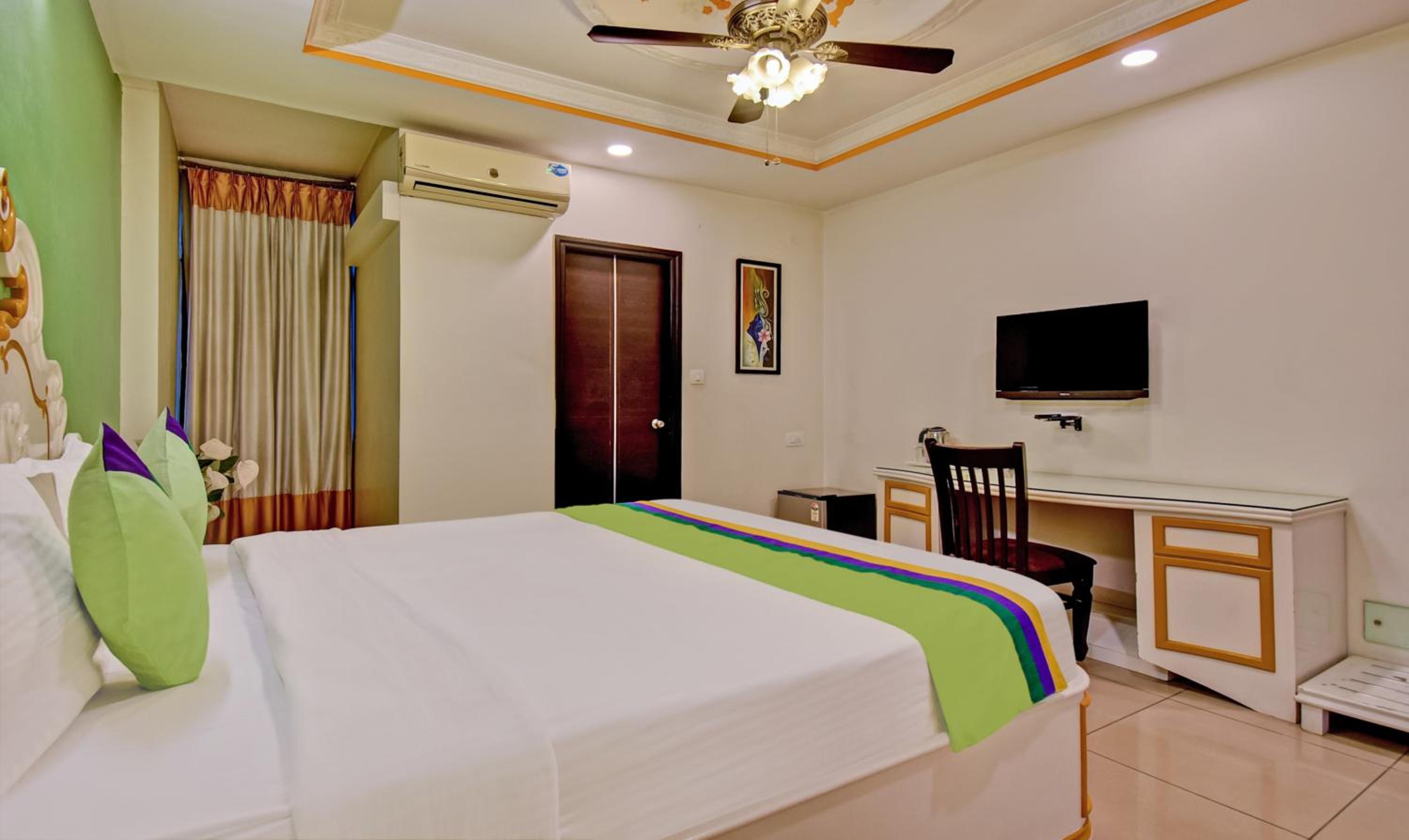 Treebo Premium Raj Elegance Manyata Tech Park
