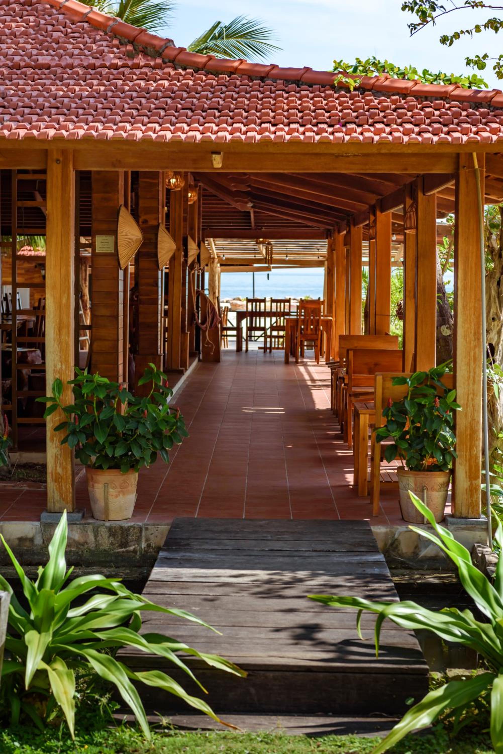Mango Beach Resort