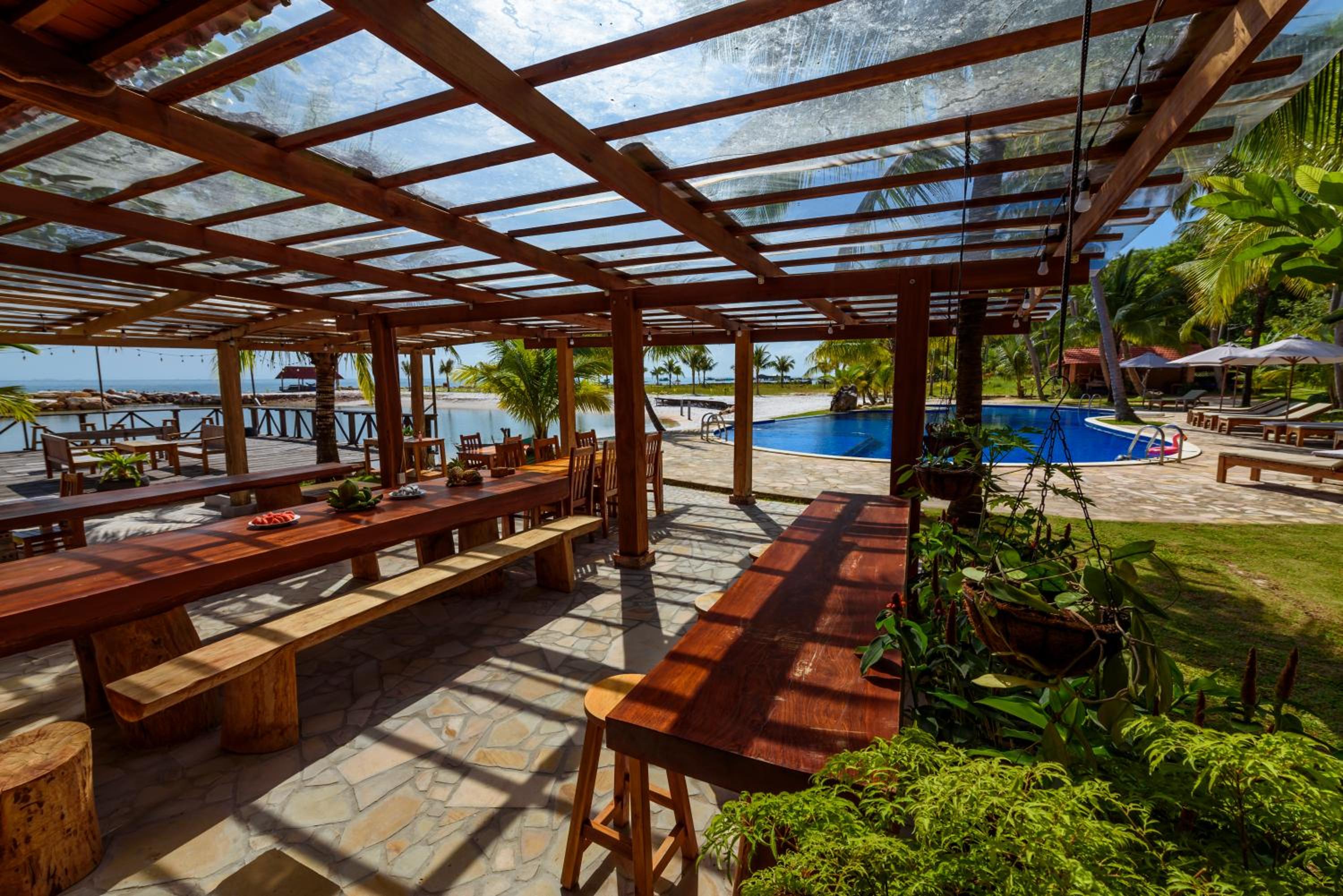 Mango Beach Resort