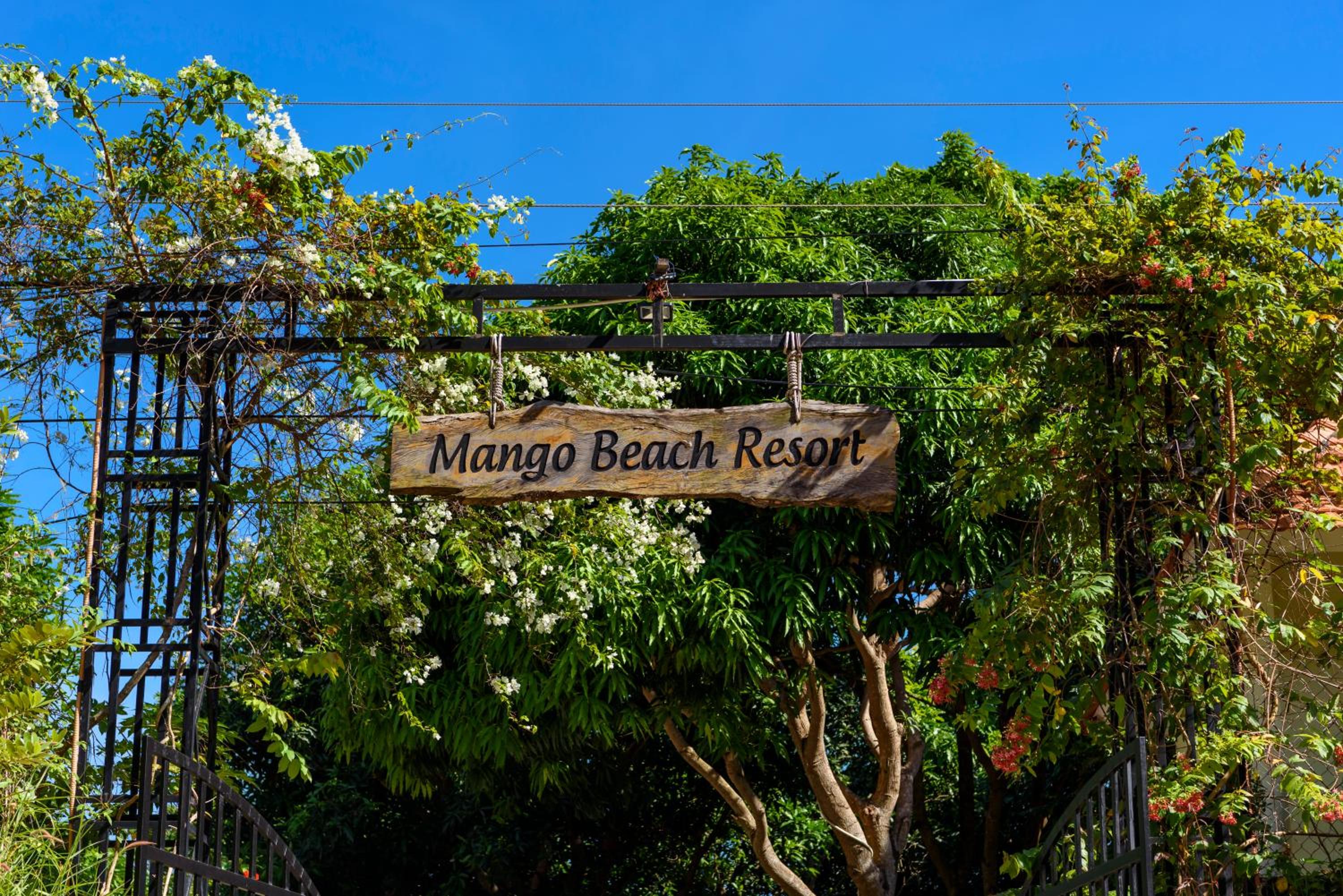 Mango Beach Resort