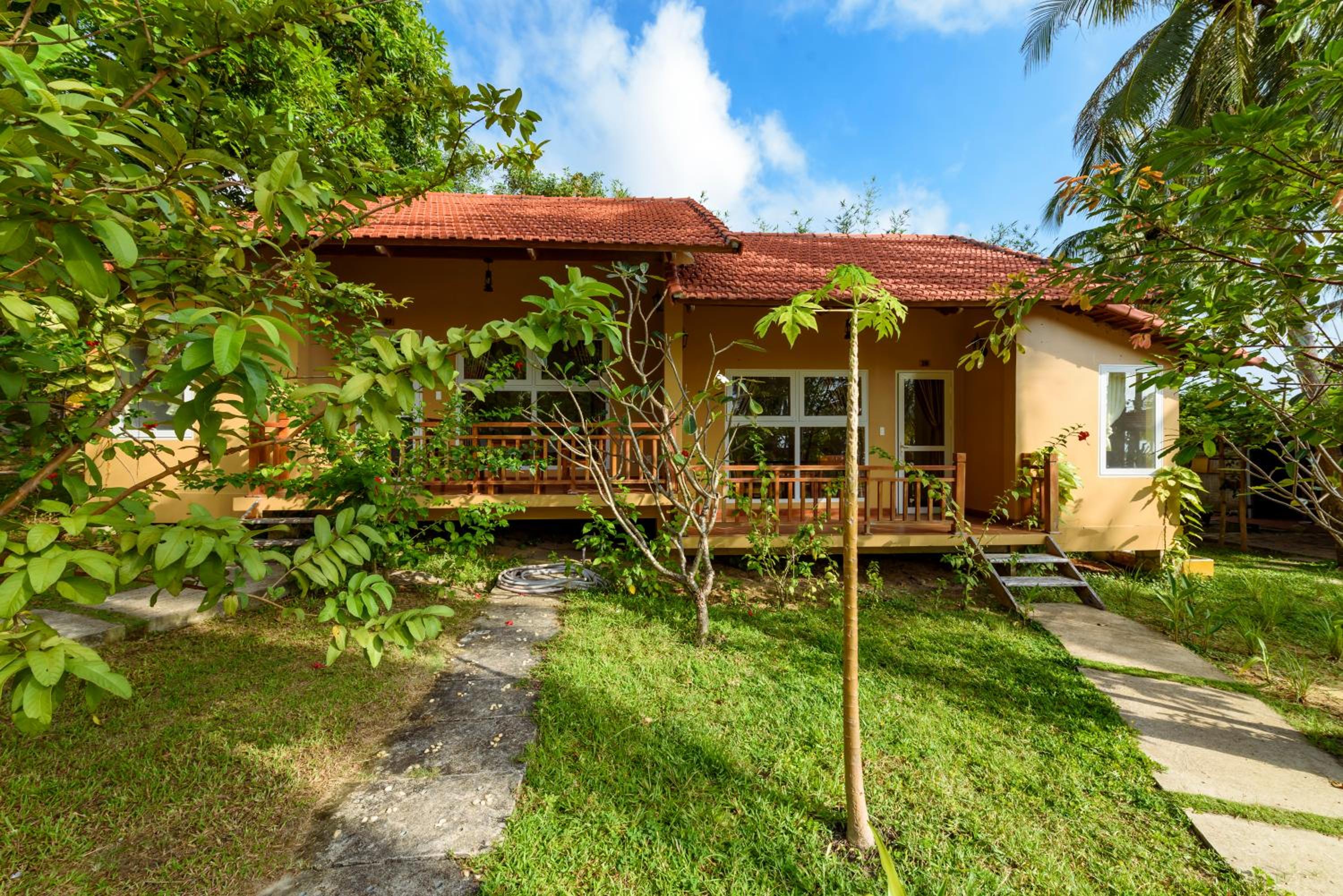 Mango Beach Resort