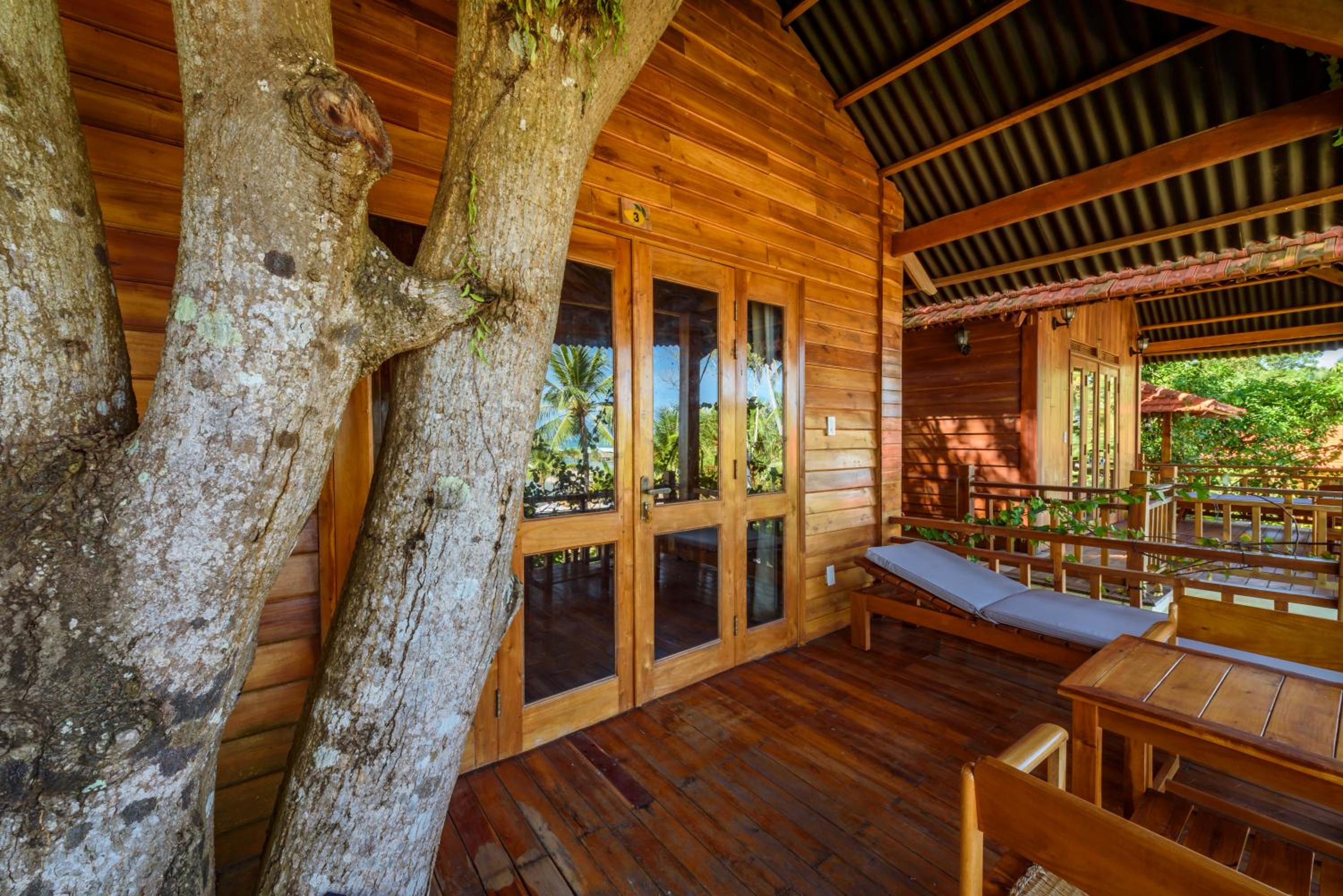 Mango Beach Resort