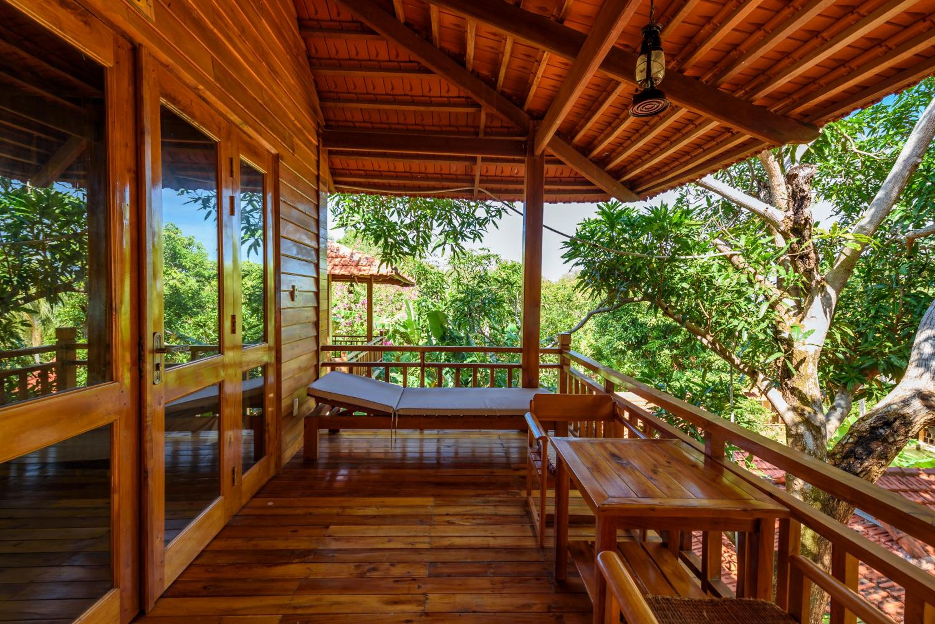 Mango Beach Resort