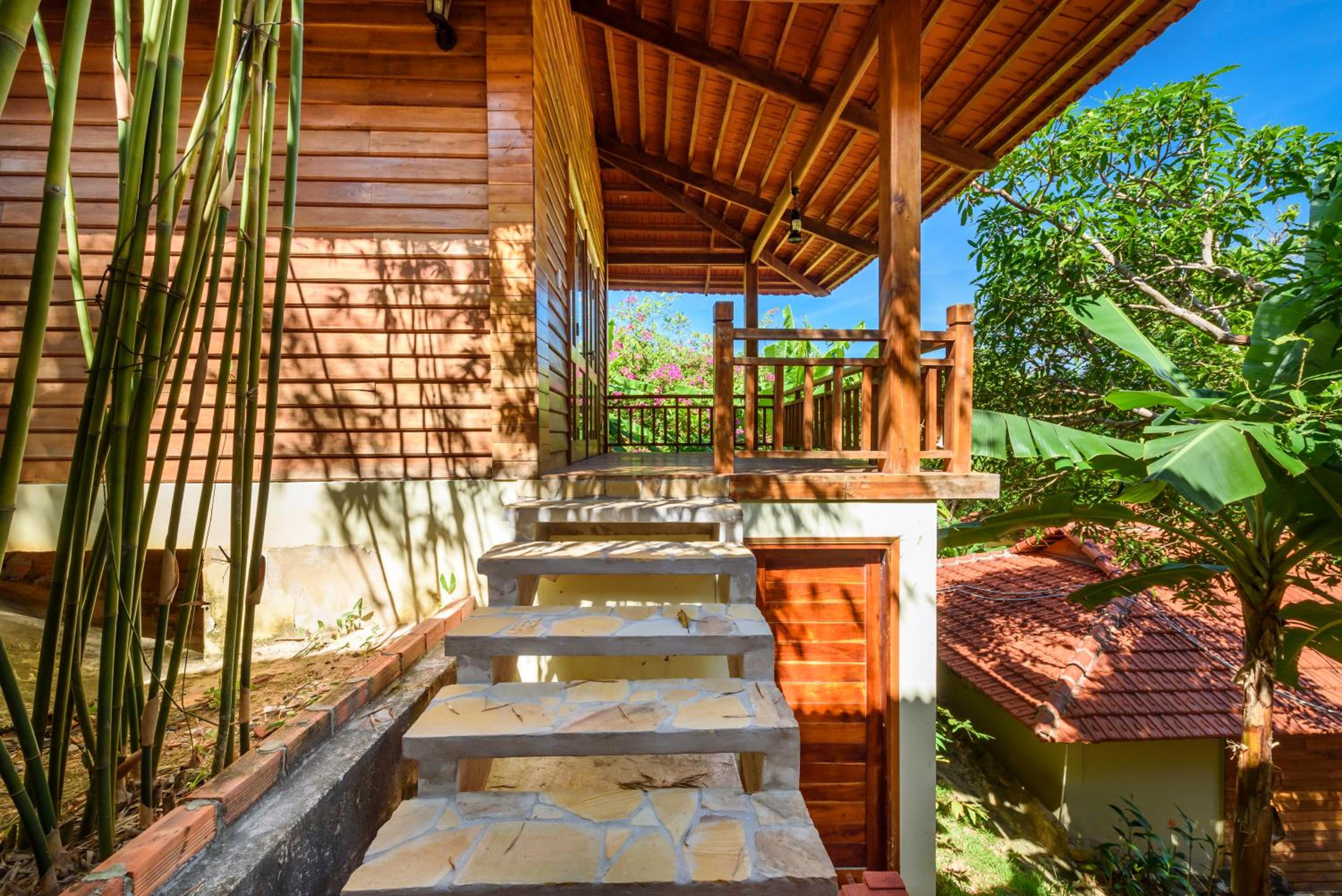 Mango Beach Resort