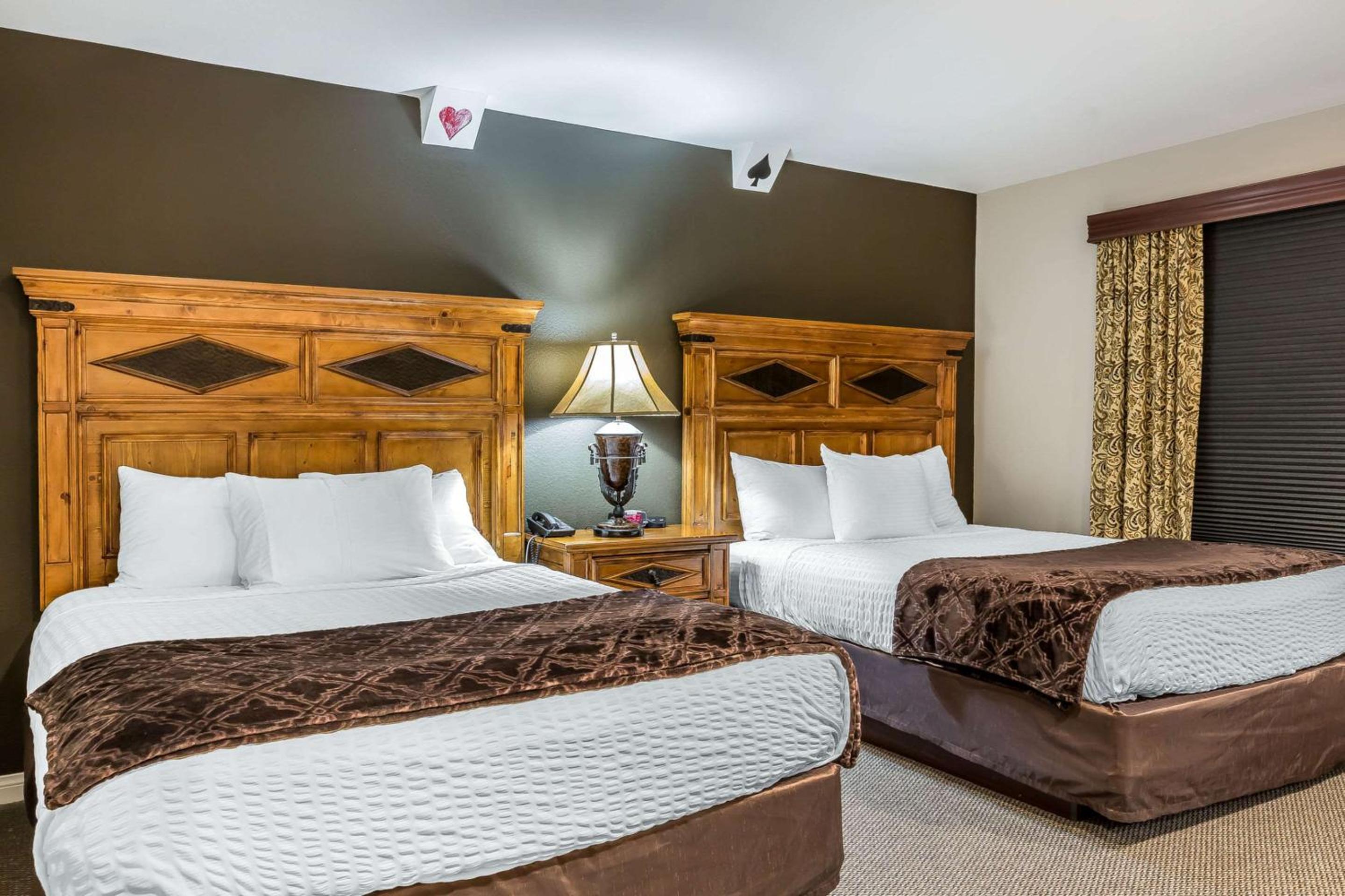 Econo Lodge Lake Elsinore Casino - Property Image 2