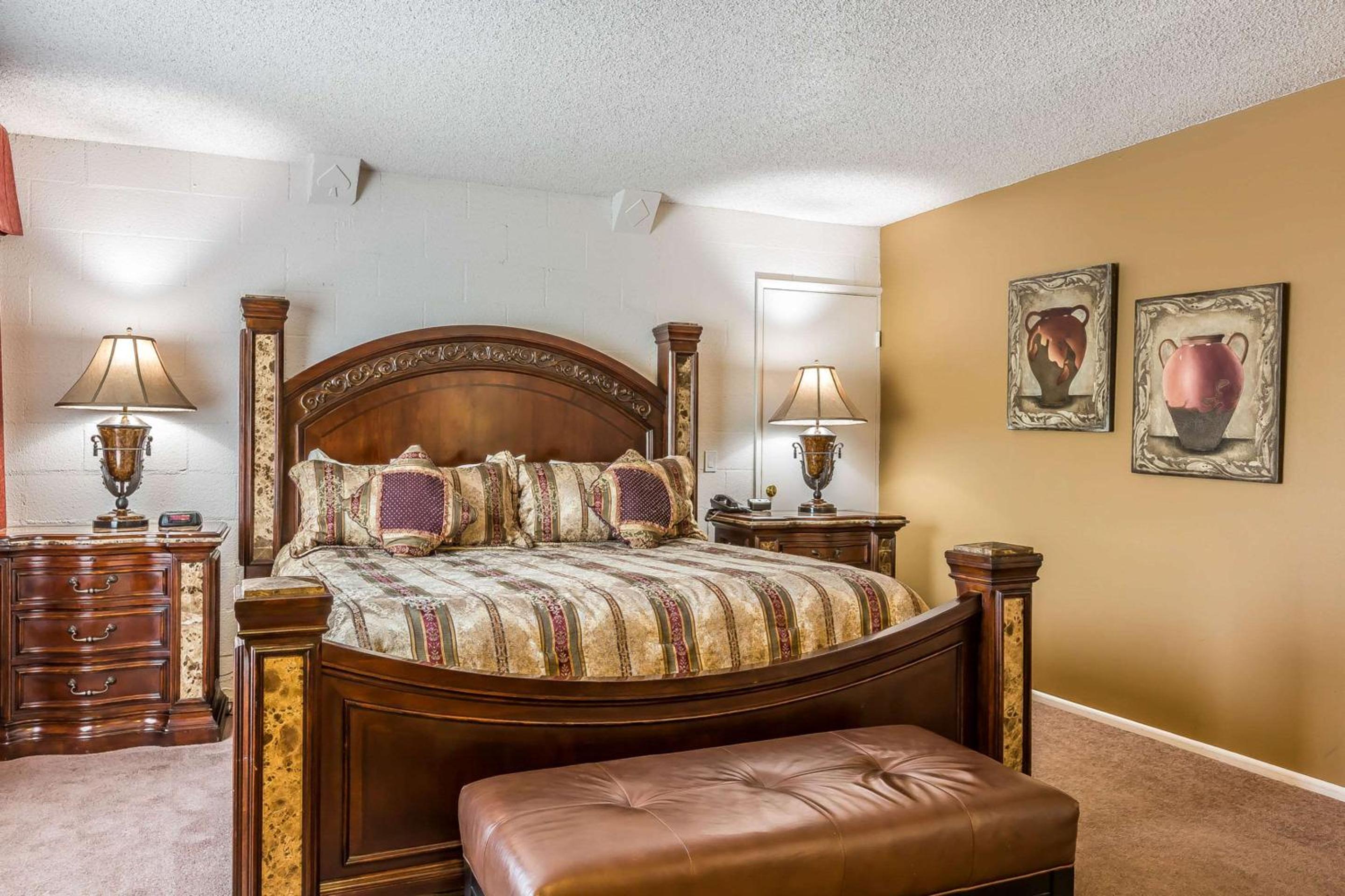 Econo Lodge Lake Elsinore Casino - Property Image 27