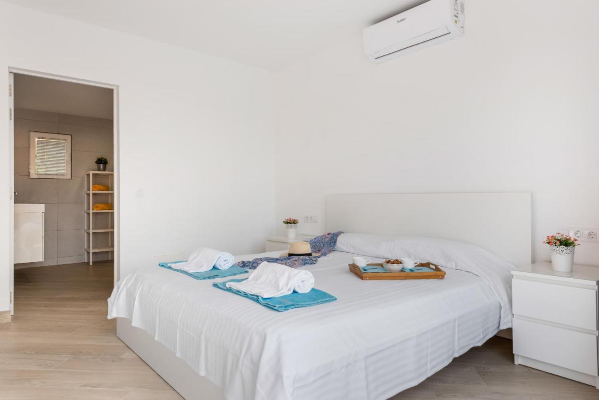 Amazing Villa MEDINA, BBQ, Heated Pool! view 4