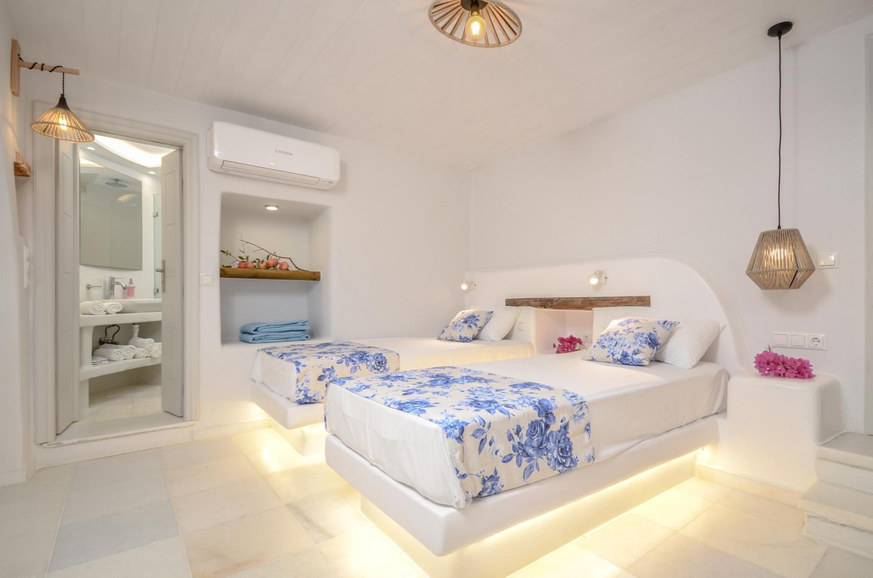 Naxian Queen Luxury Villas & Suites