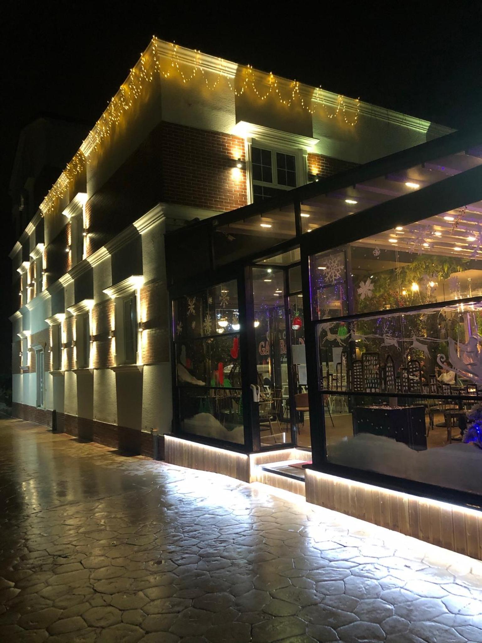 Hotel Colis