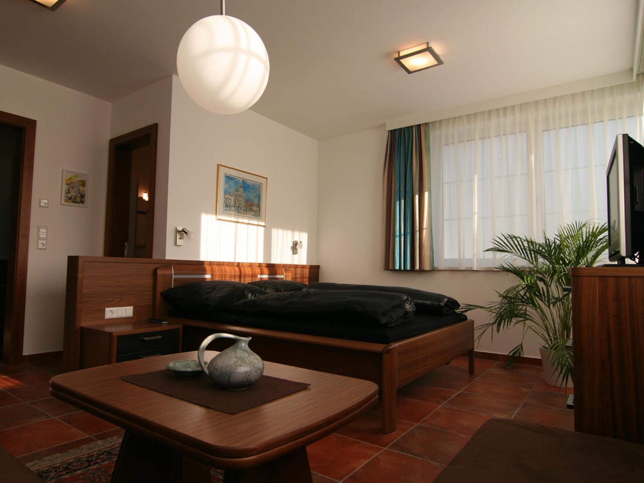 Apartments Schloß-Weißenstein-Straße