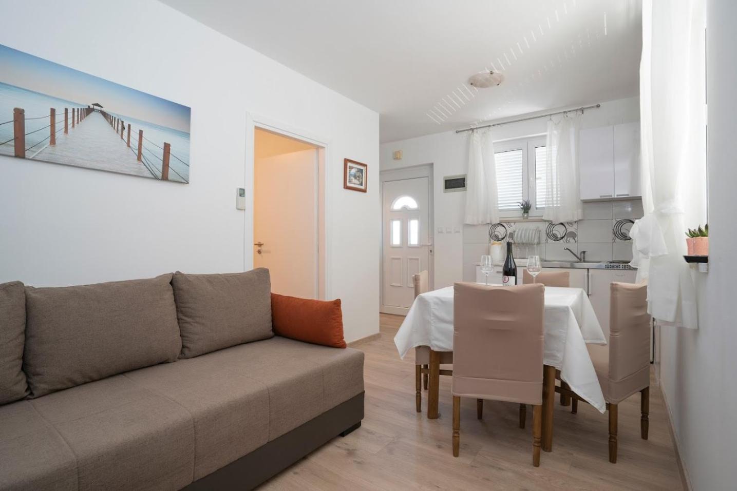 Apartments Pavlakovic view 4