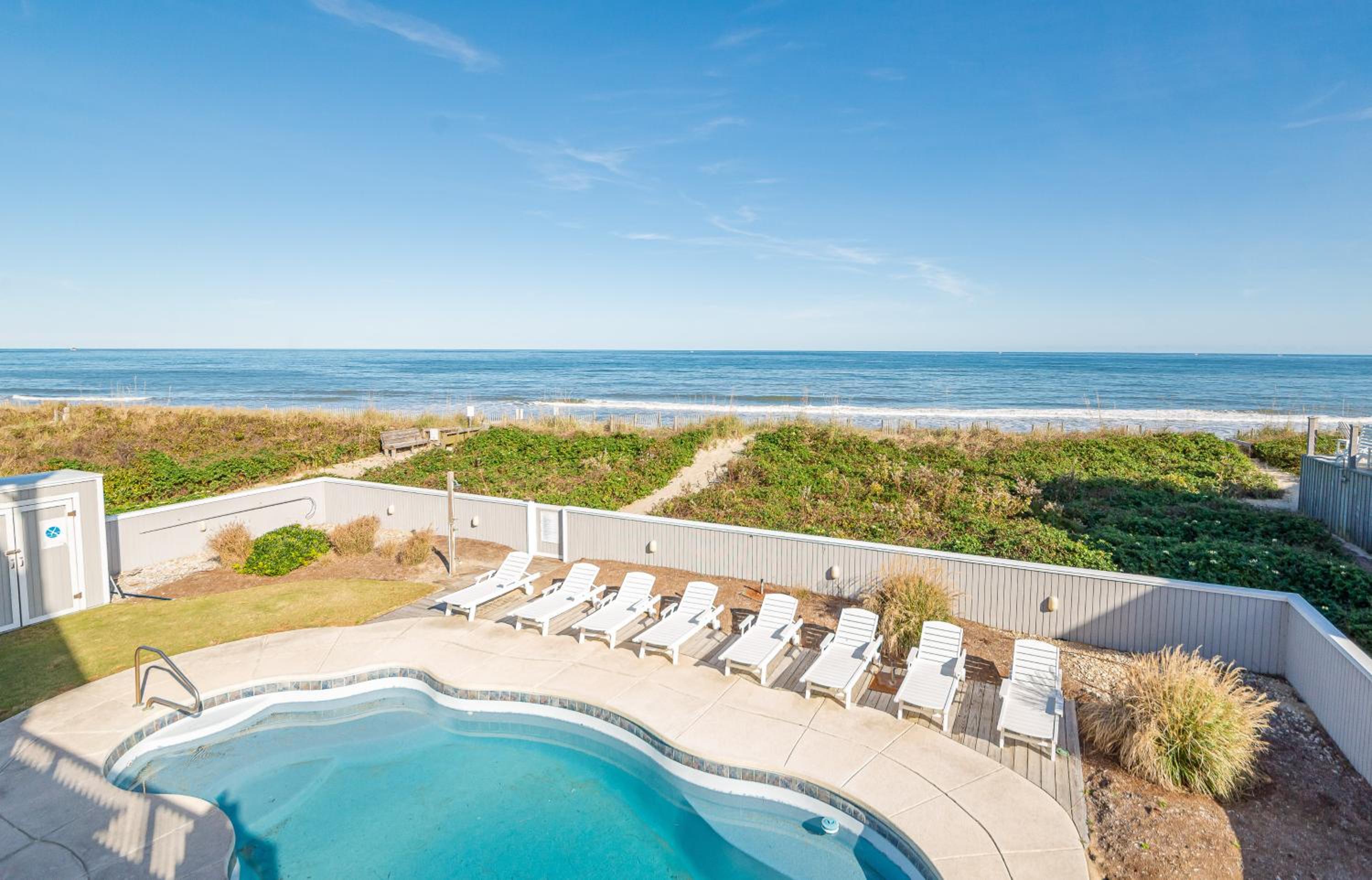 Frankly My Dear - Duck, Oceanfront, Elevator, Wheelchair Friendly, Pool Table, Pool, Hot Tub, Flex Stays view 2