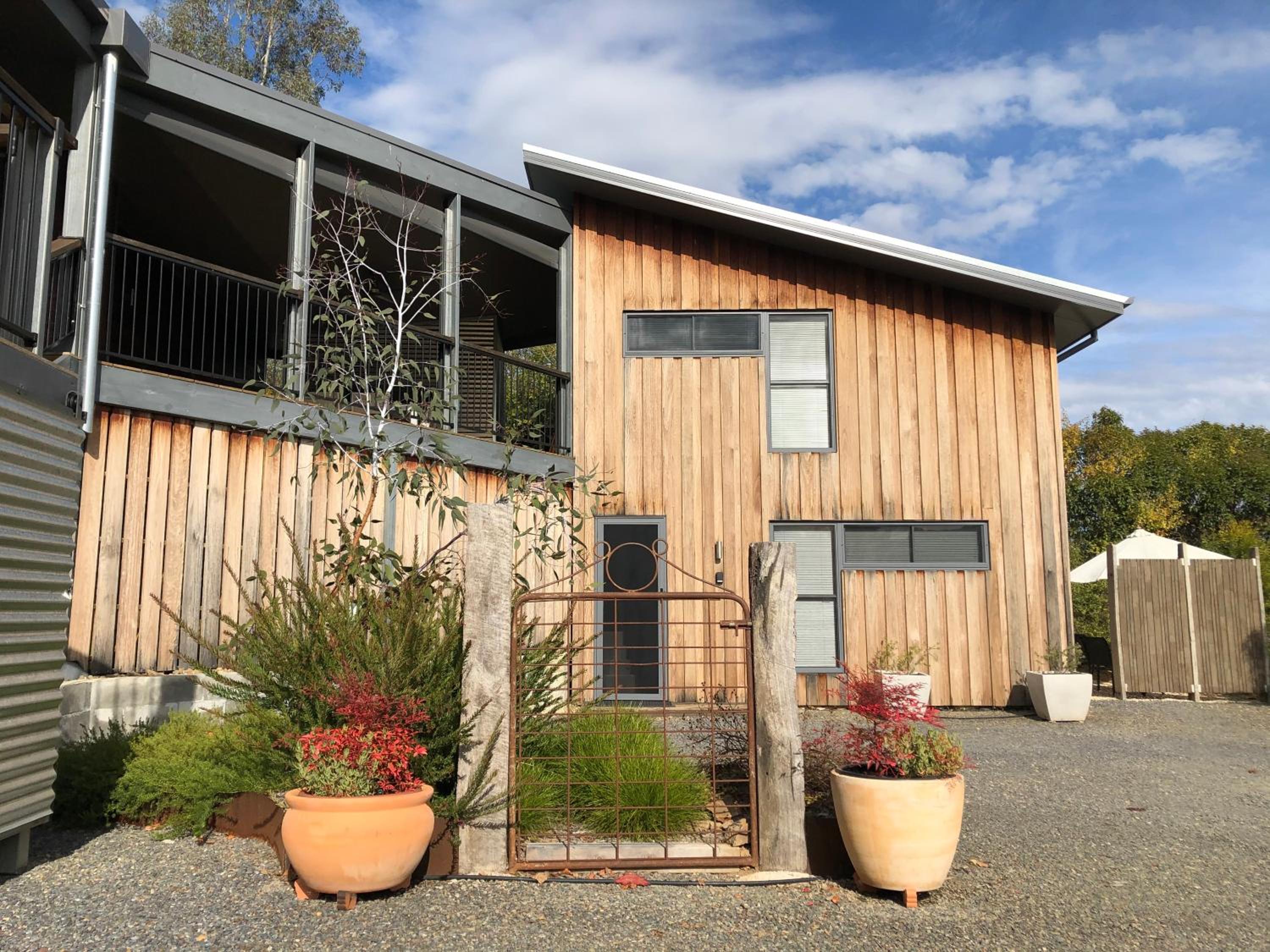 Saje's House & Pod