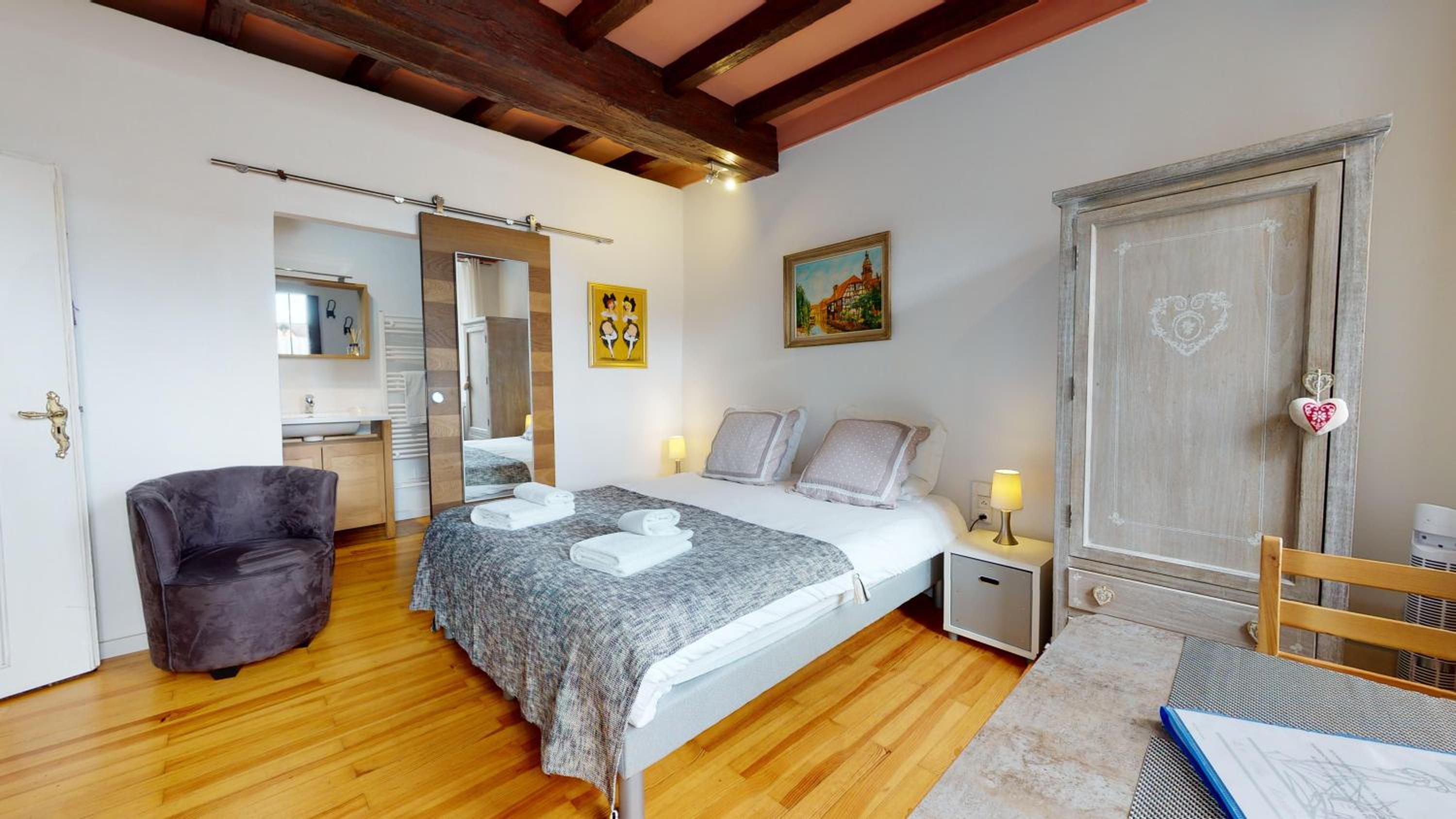 Le Clos bartholdi view 2