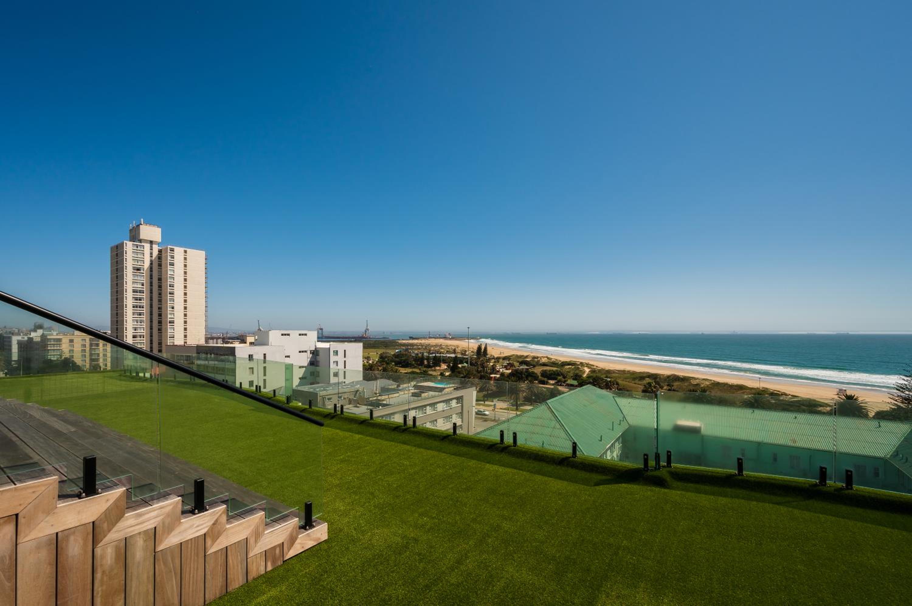 Paxton Luxury Apartments self-catering view 4