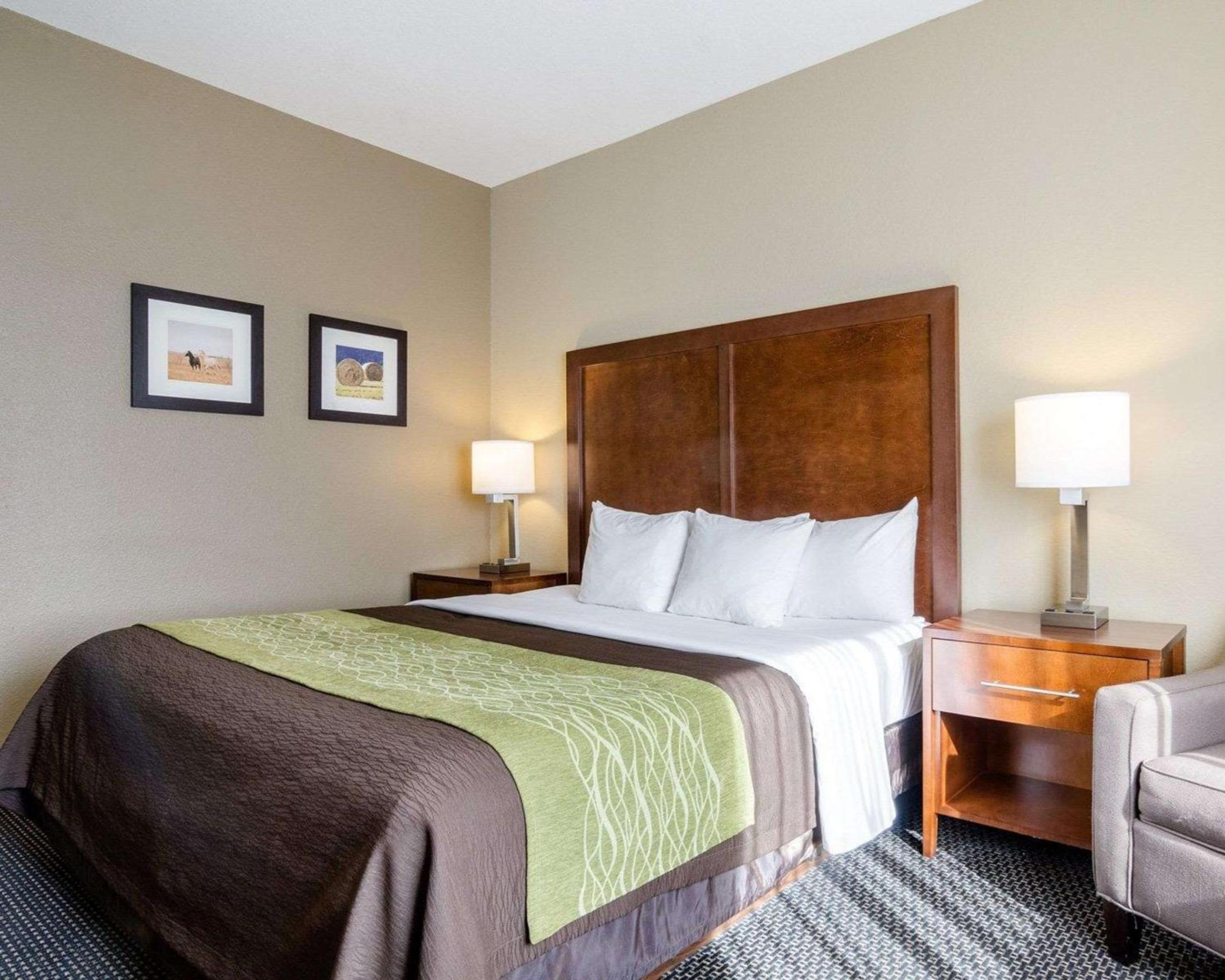 Garden City Vacations - Comfort Inn - Property Image 4