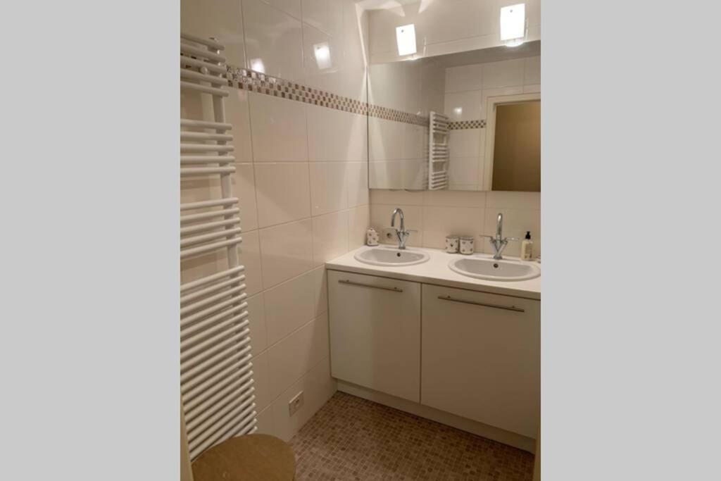 Two bedroom apartment - 50 meters from beach and KYC