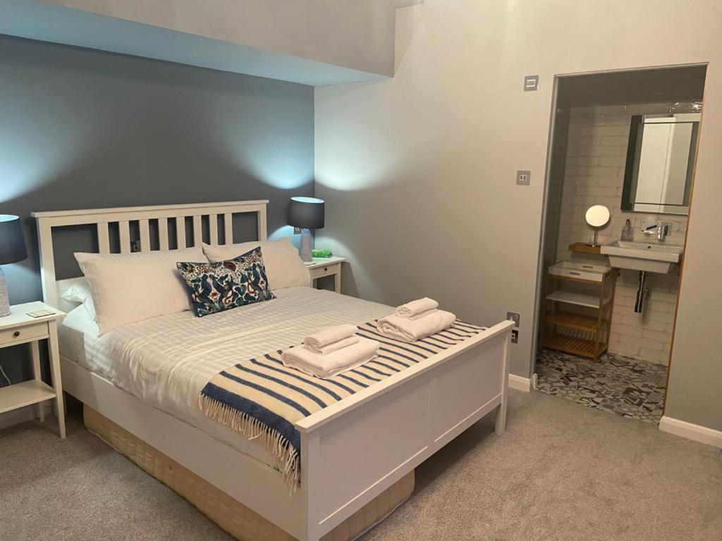 3, Glenthorne House, Salcombe view 4