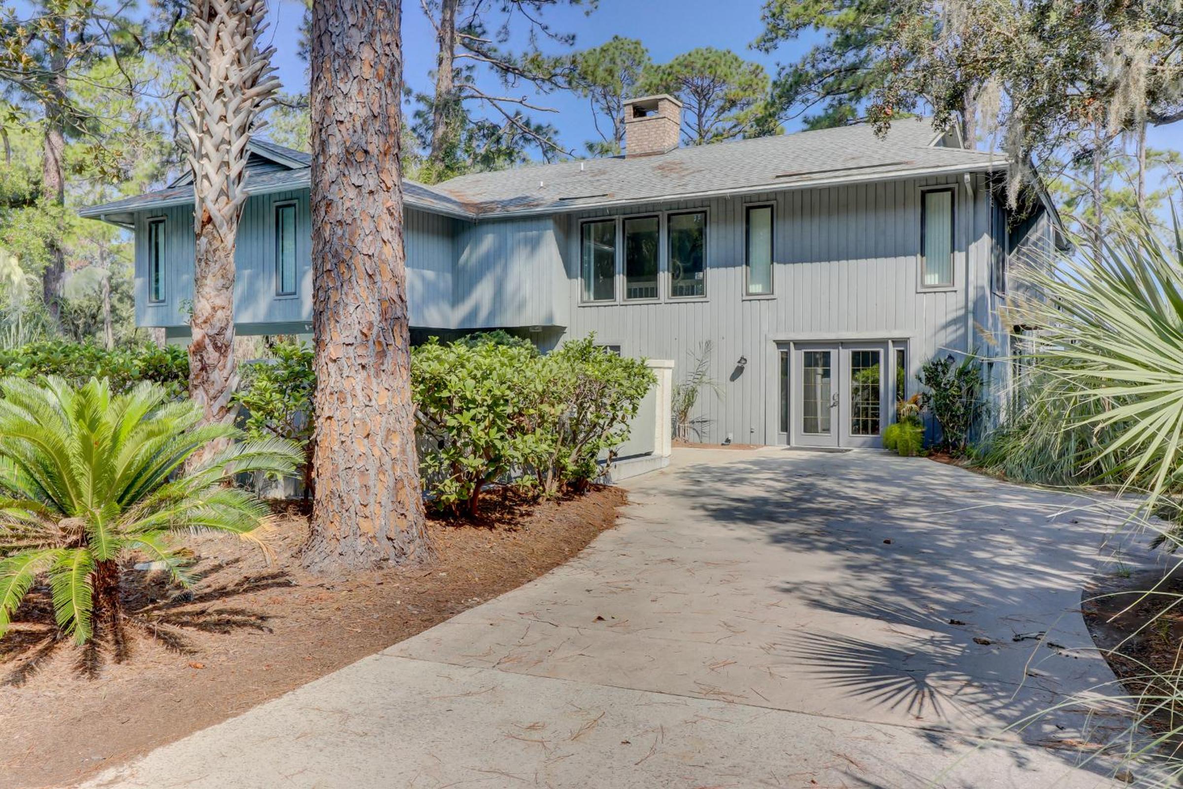 12 Bald Eagle West 5 BR Sea Pines Pool view 3