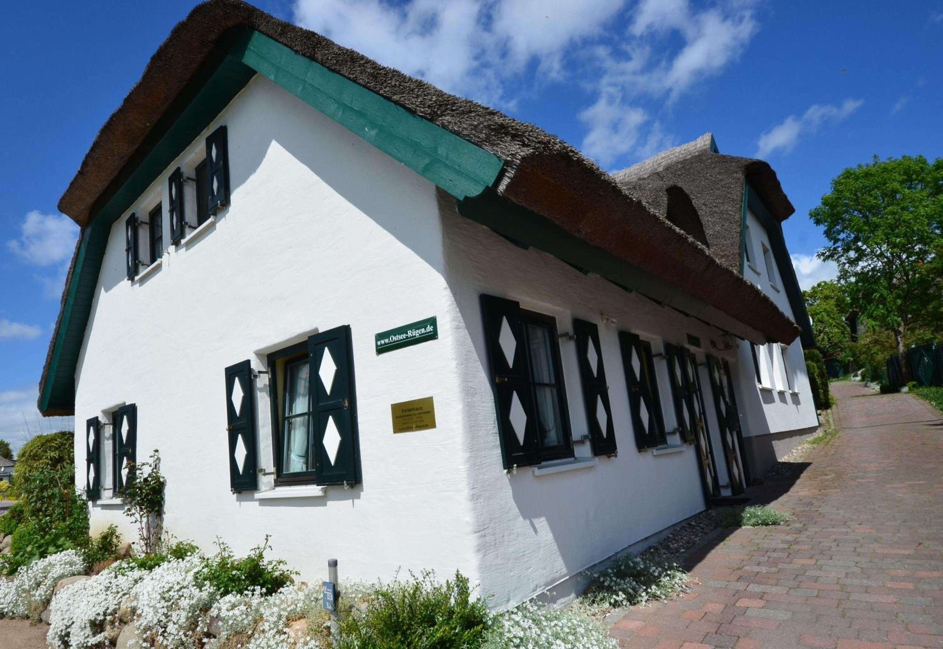 Kapitaenshaus-in-Gross-Zicker-Halbinsel-Moenchgut view 5