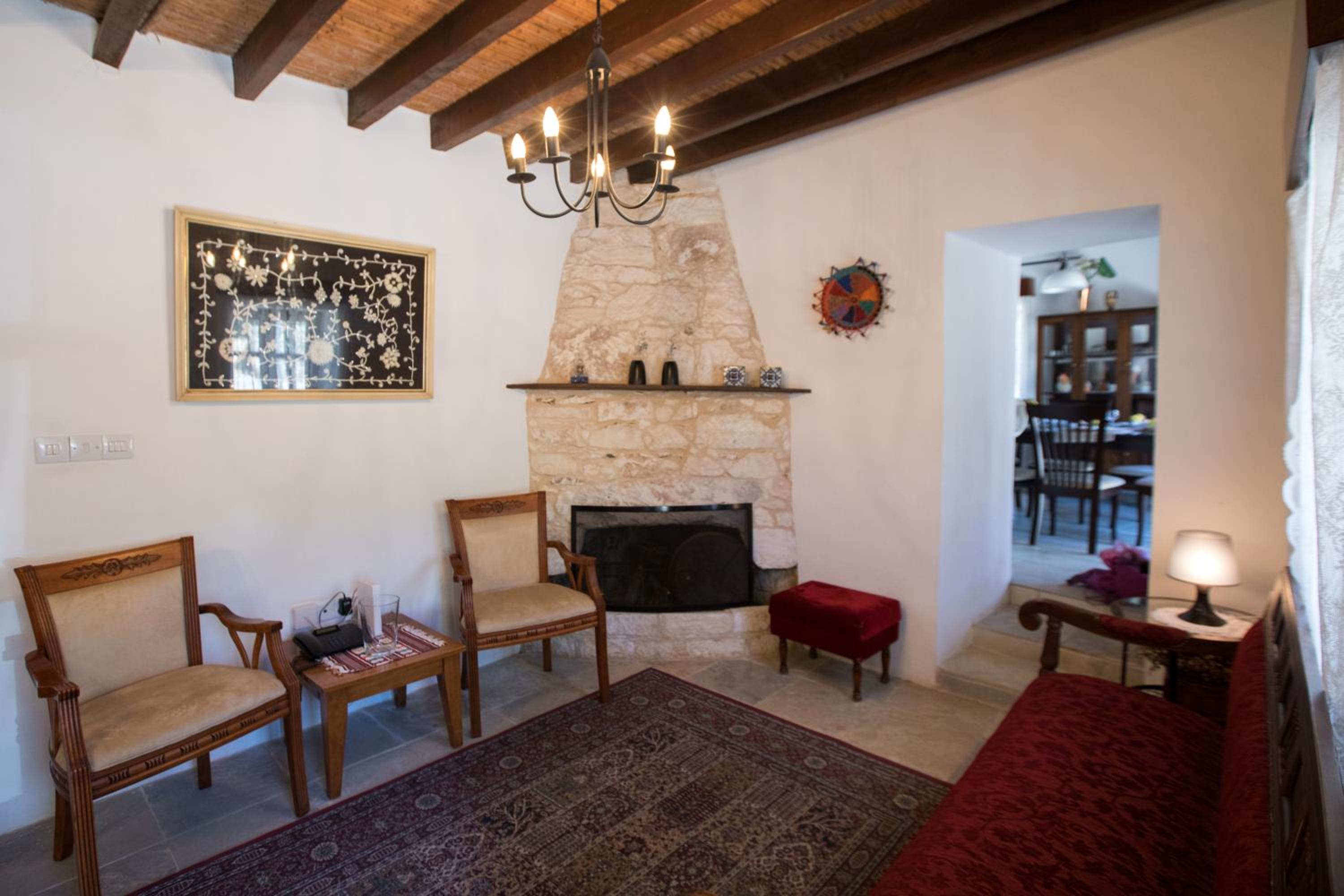 DROUSHIA CORNER HOUSE