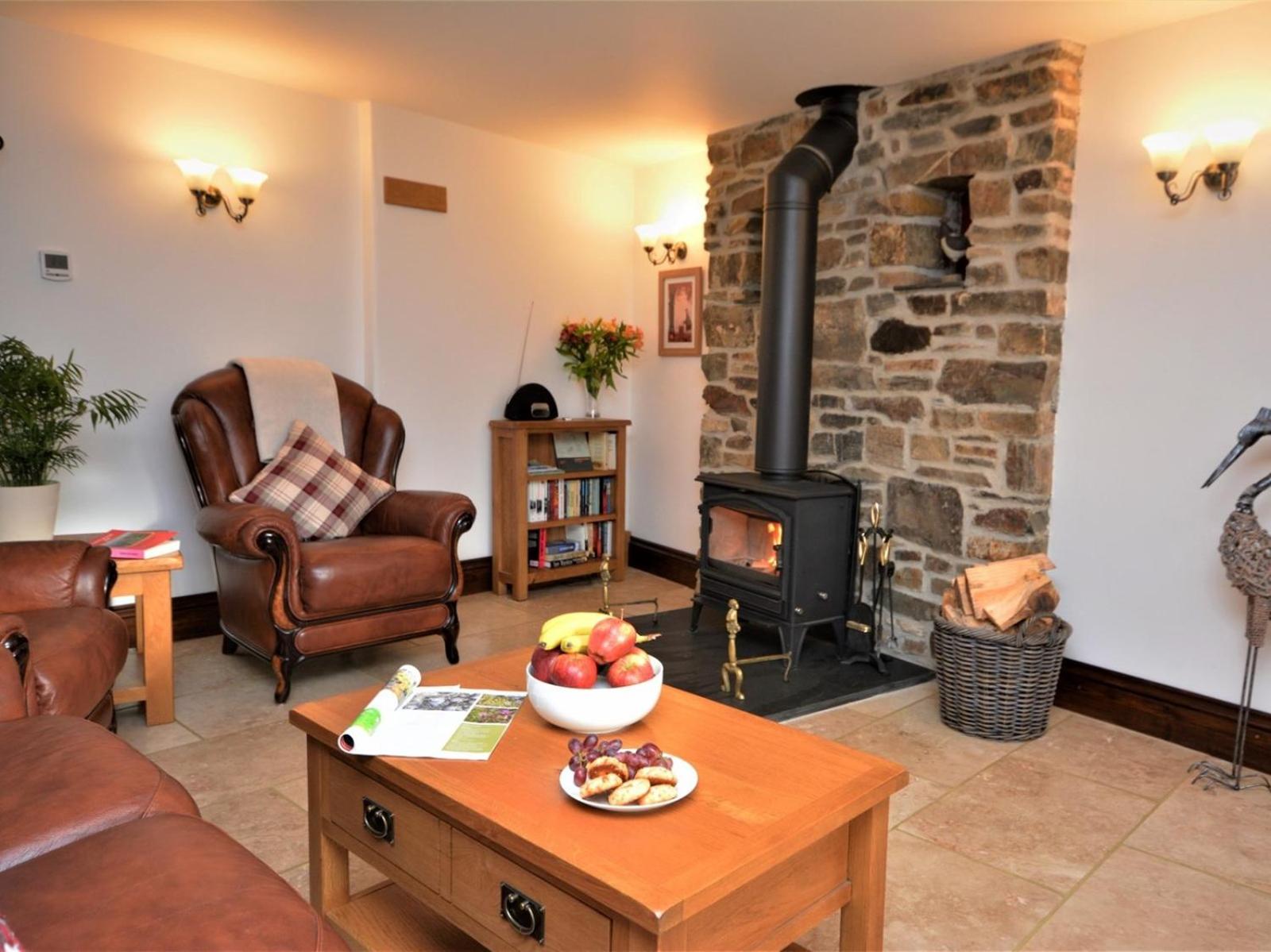 WebberHillFarmCottages view 4