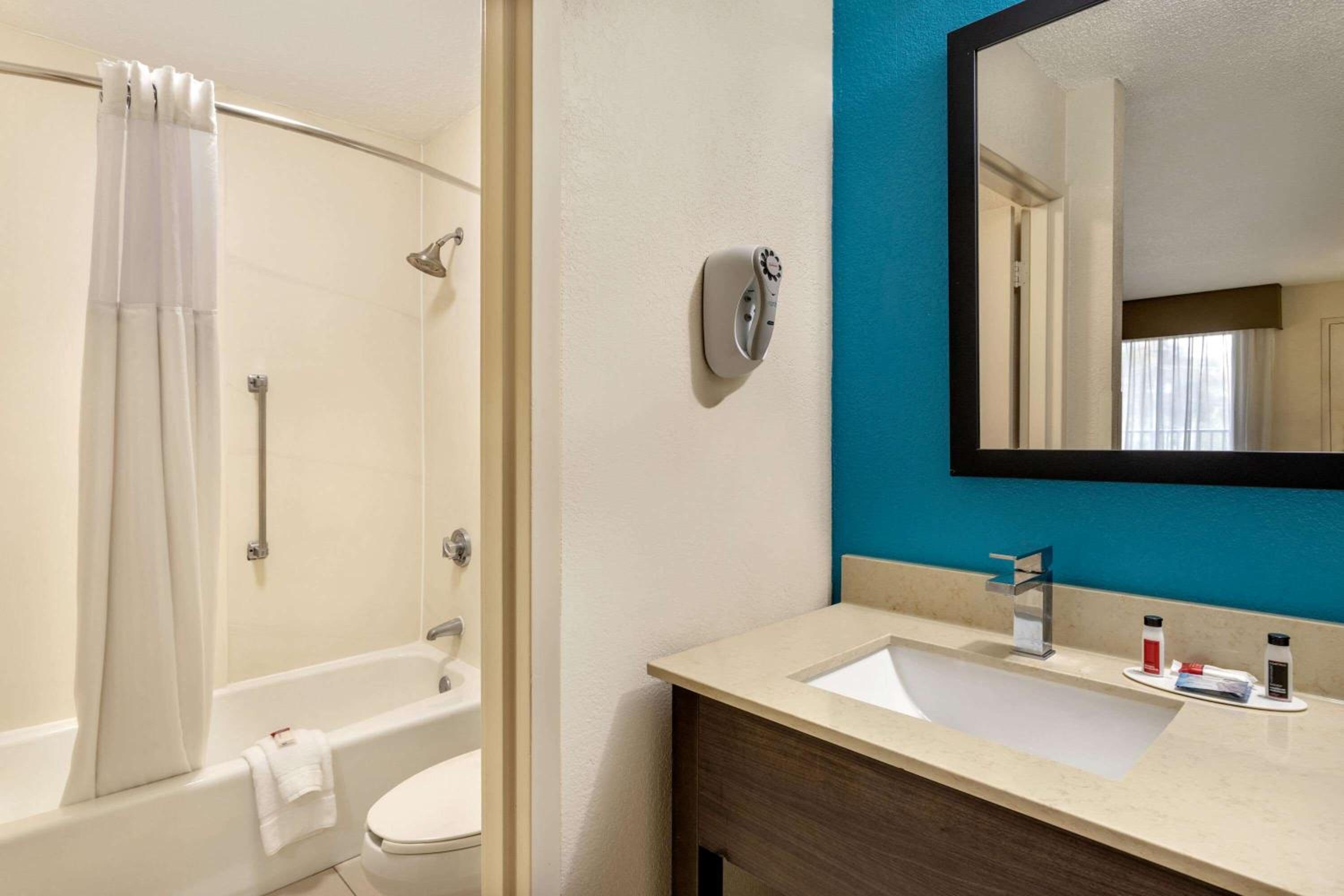 Baymont by Wyndham Nashville Airport - Property Image 7