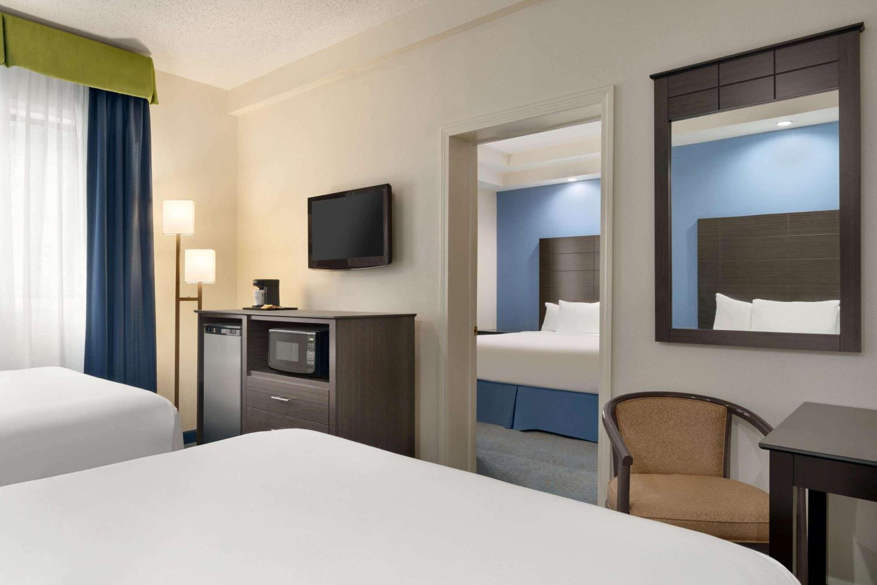 Days Inn by Wyndham Tamworth