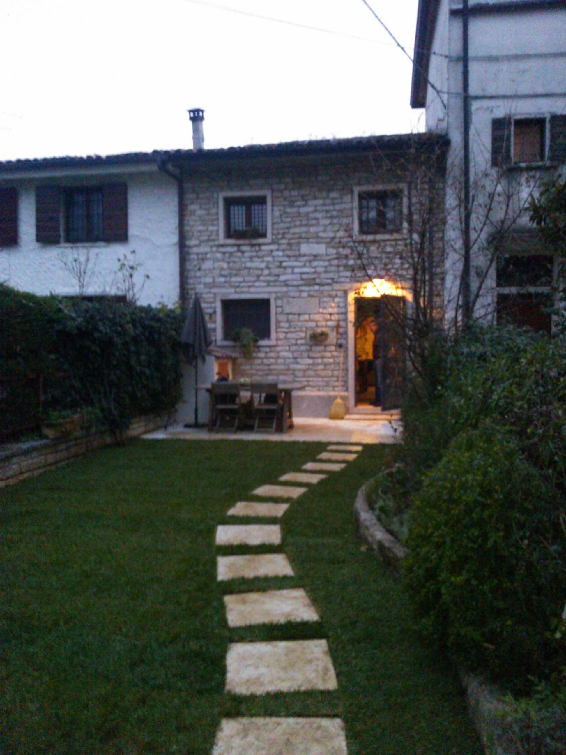 Photo 48