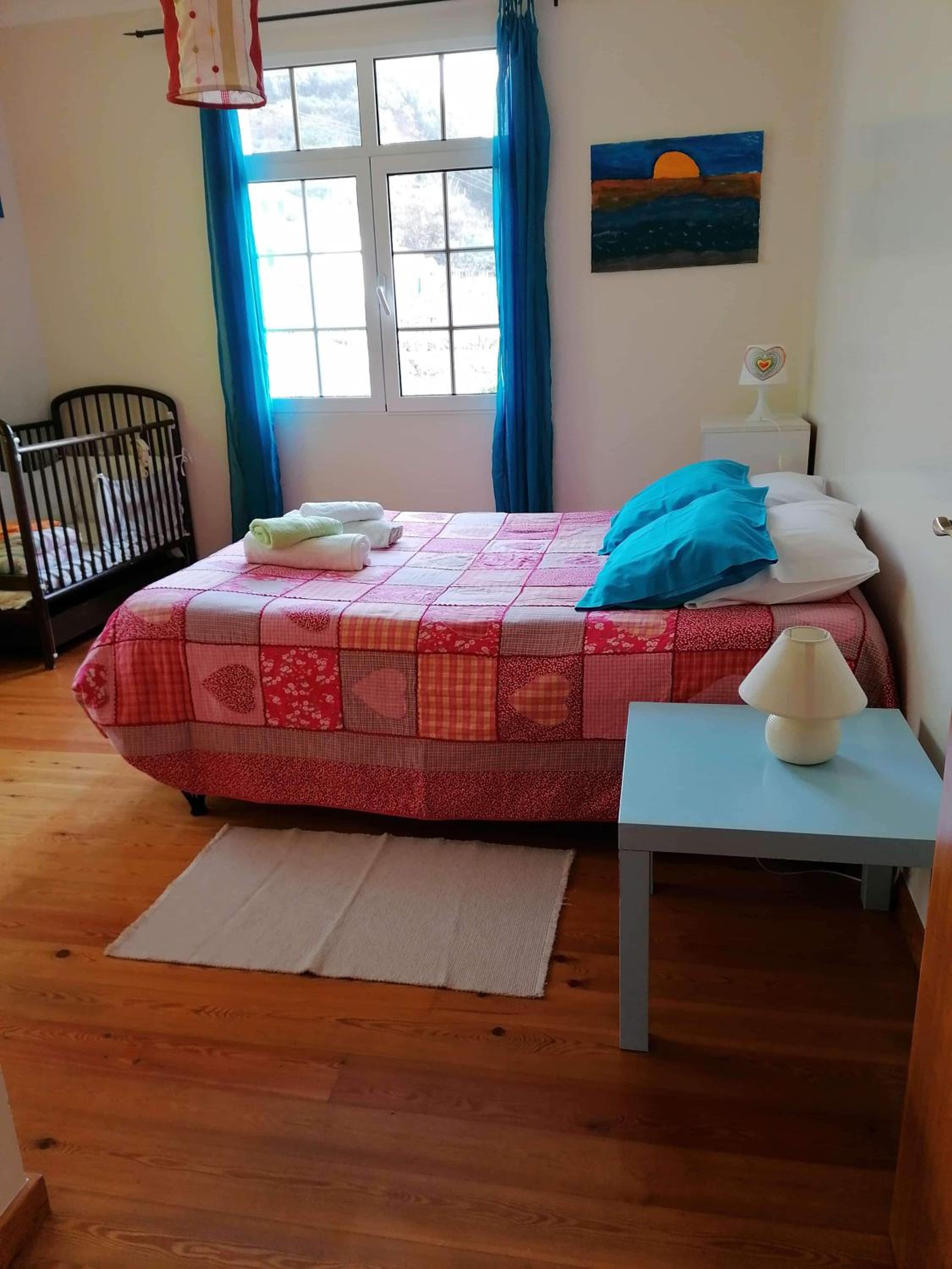 Casa do Vale en São Vicente — hotel room