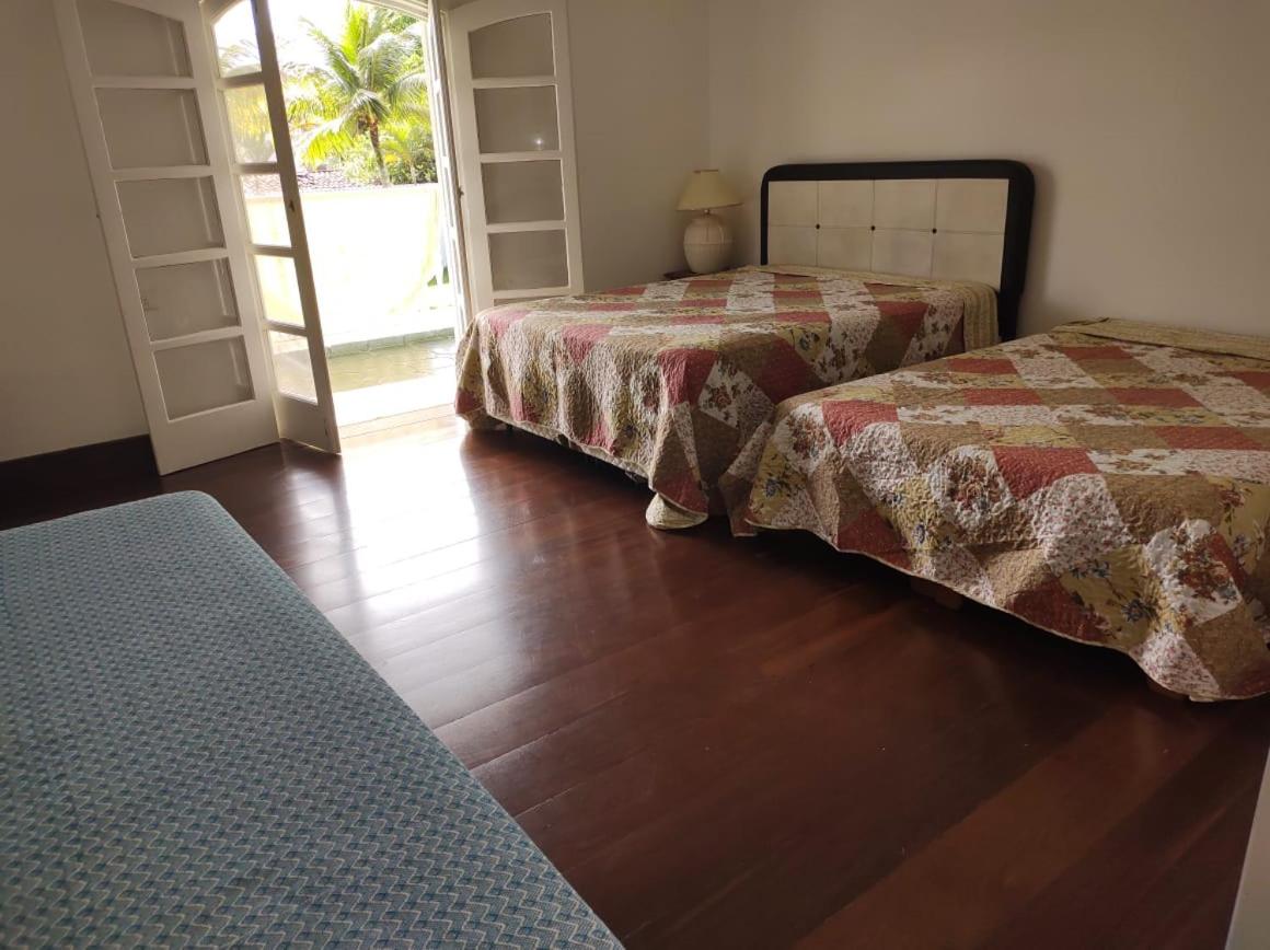 Casa Eventos e Temporada com 4 suites, piscina, churrasqueira, Wi-Fi, Ar Condicionado - Proximo Praia Mar Casado e Pernambuco - Guaruja -