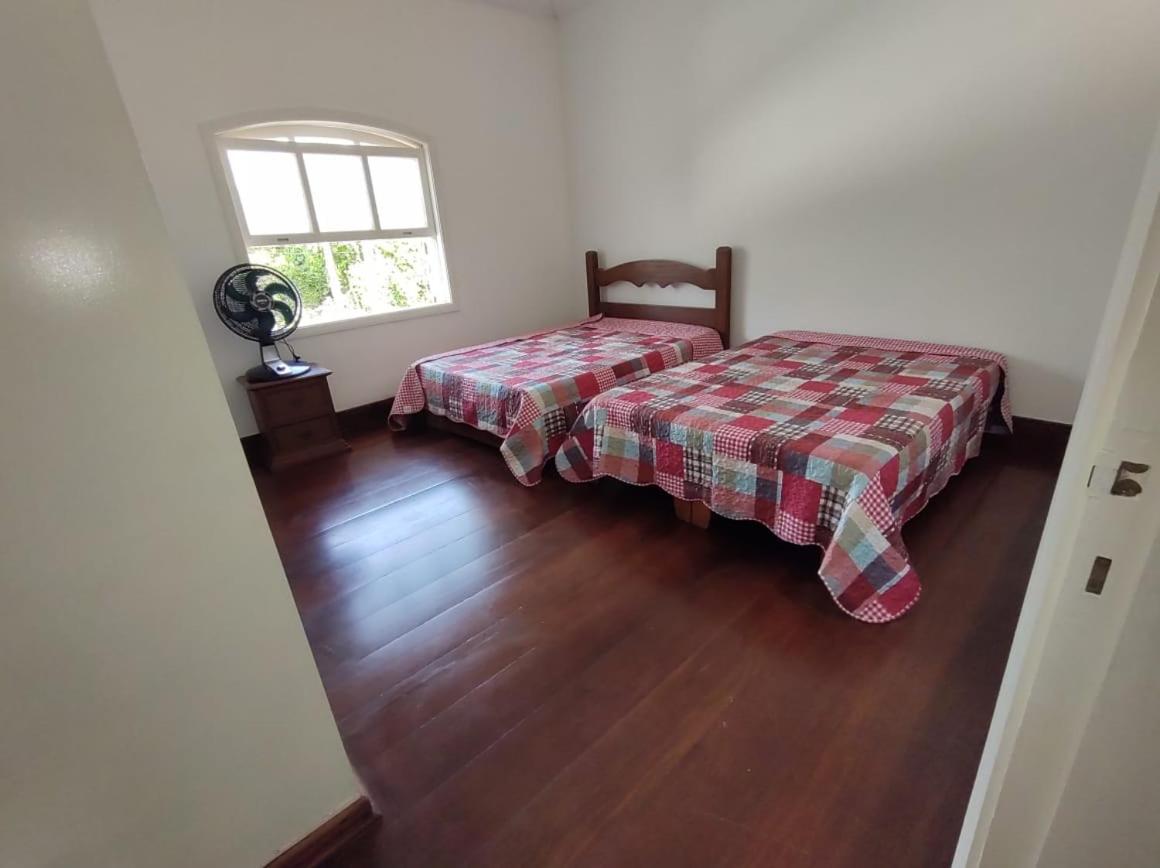 Casa Eventos e Temporada com 4 suites, piscina, churrasqueira, Wi-Fi, Ar Condicionado - Proximo Praia Mar Casado e Pernambuco - Guaruja -