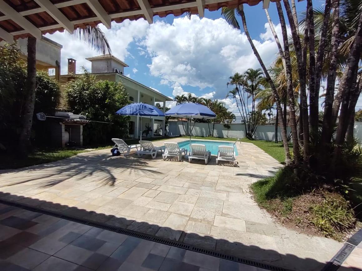 Casa Eventos e Temporada com 4 suites, piscina, churrasqueira, Wi-Fi, Ar Condicionado - Proximo Praia Mar Casado e Pernambuco - Guaruja -