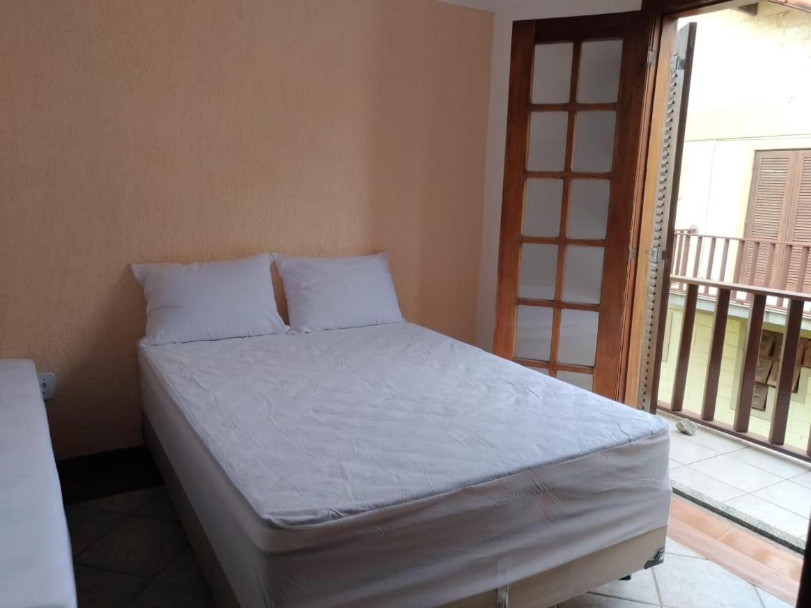 Casa inteira no Peró, a poucos passos da praia