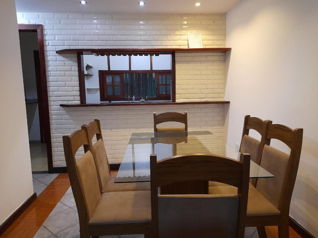 Casa inteira no Peró, a poucos passos da praia
