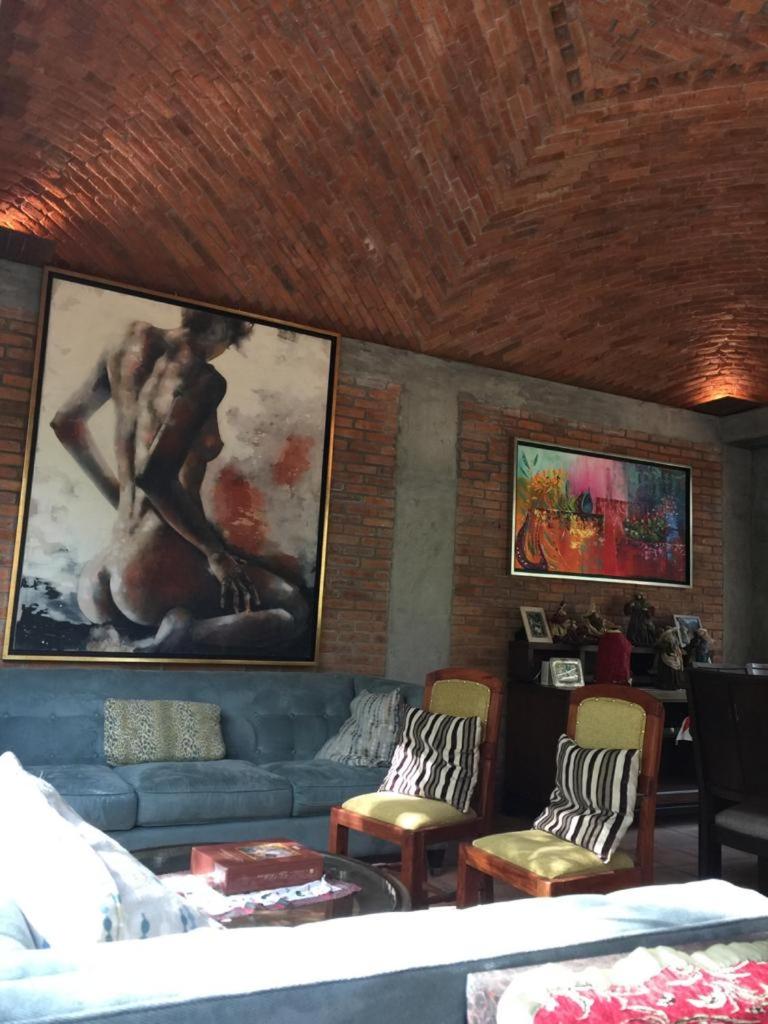 VillaHermosa B&B