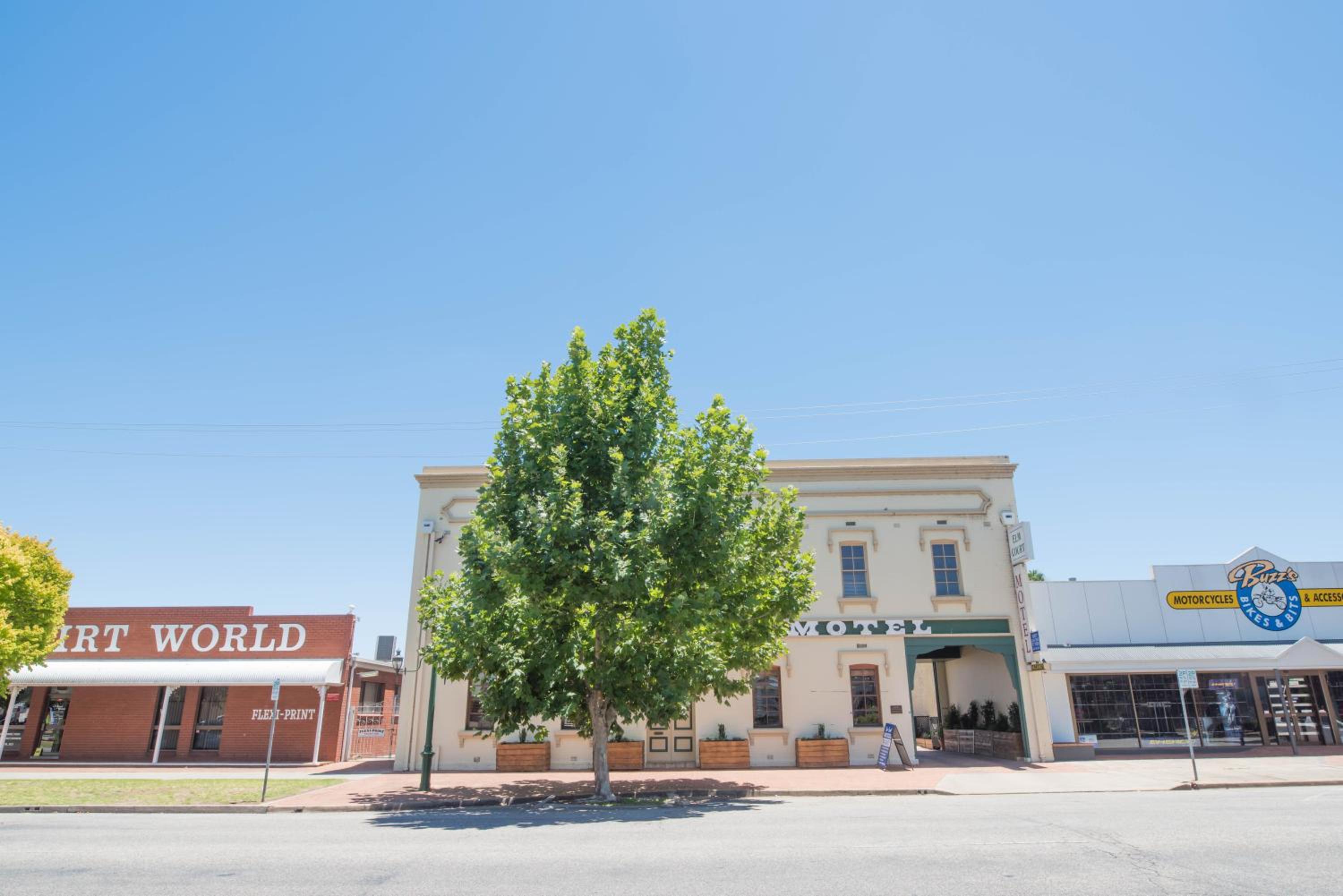 Elm Court Motel