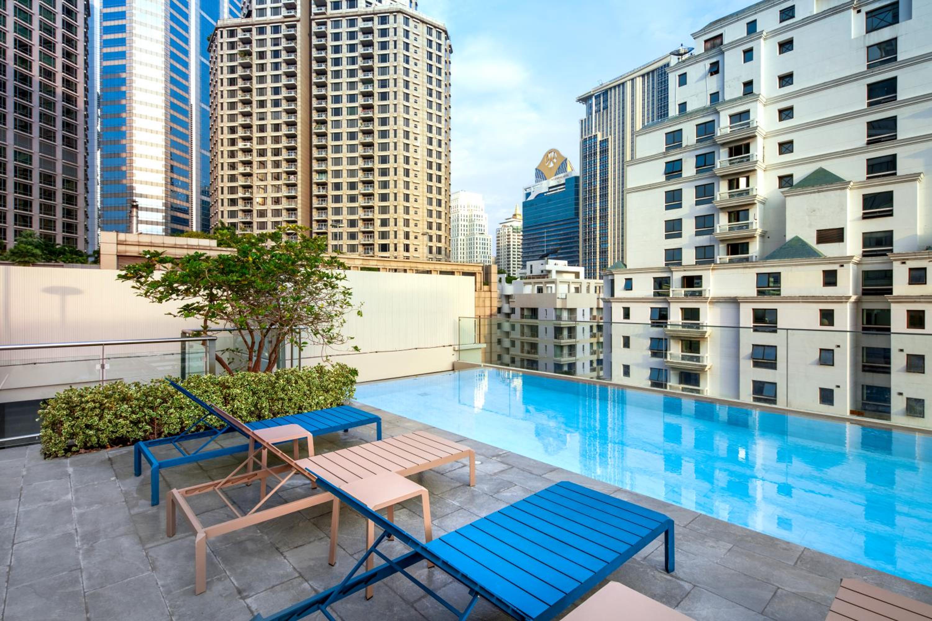 The Quarter Ploenchit by UHG