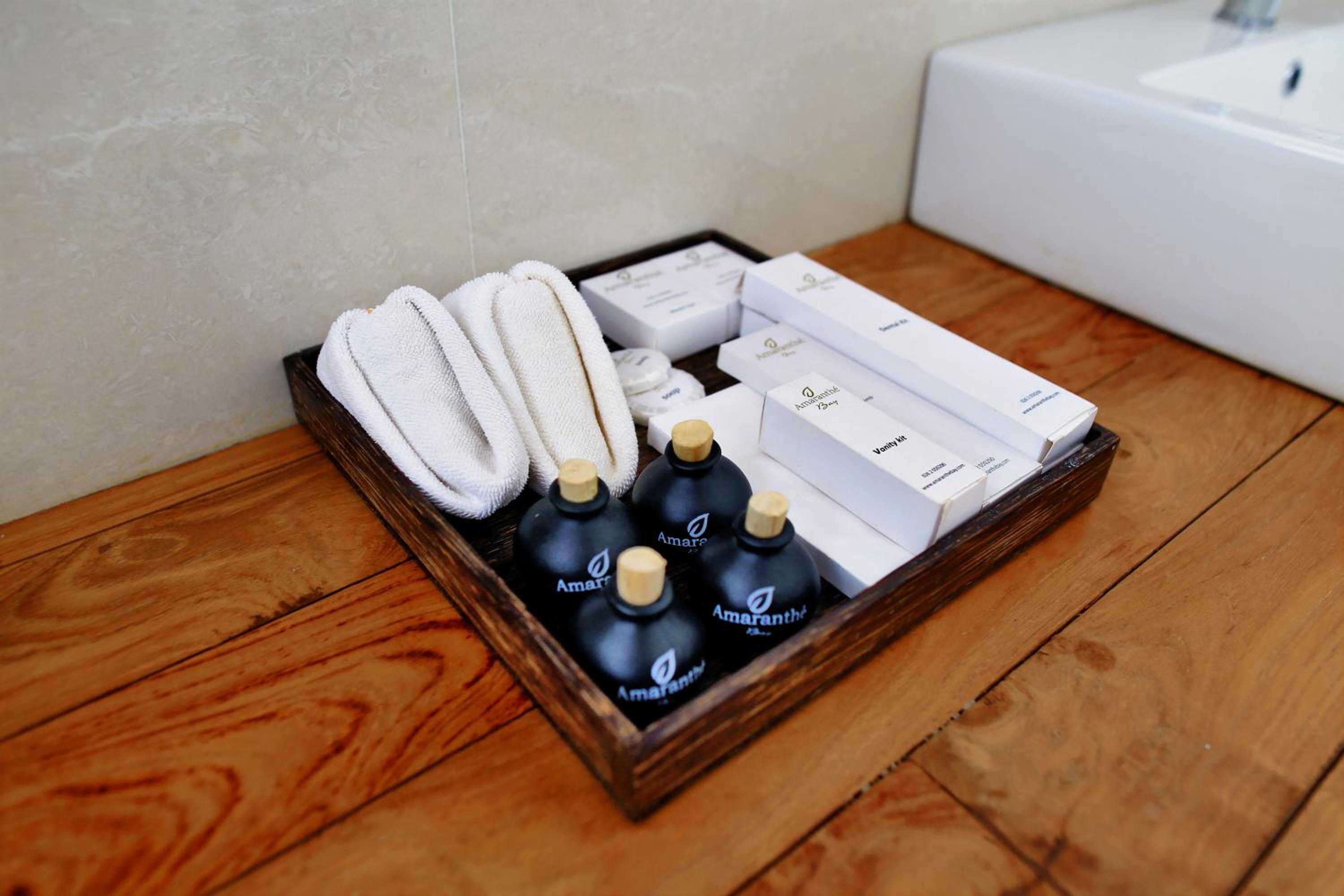 Amaranthe Bay Resort & Spa