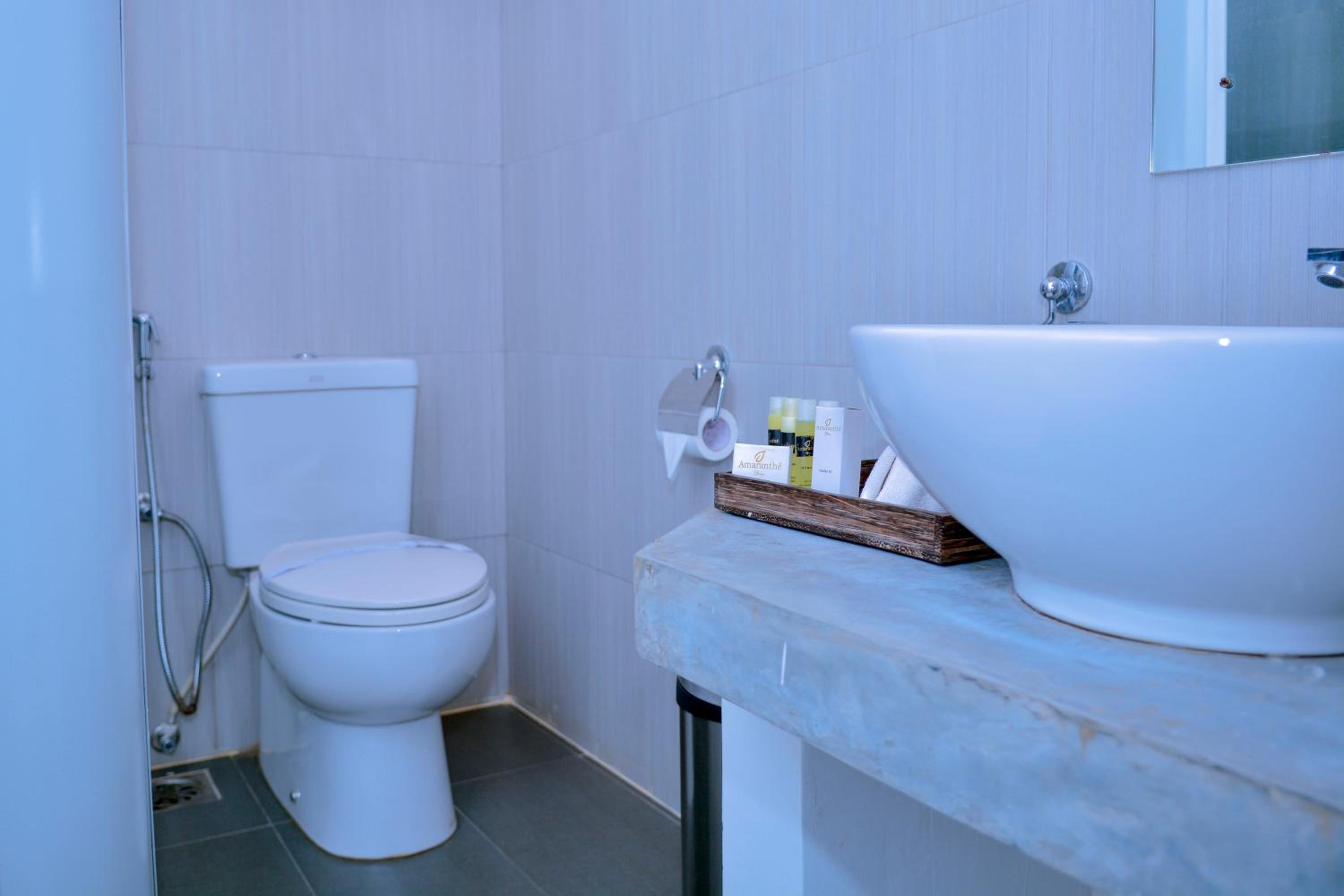 Amaranthe Bay Resort & Spa