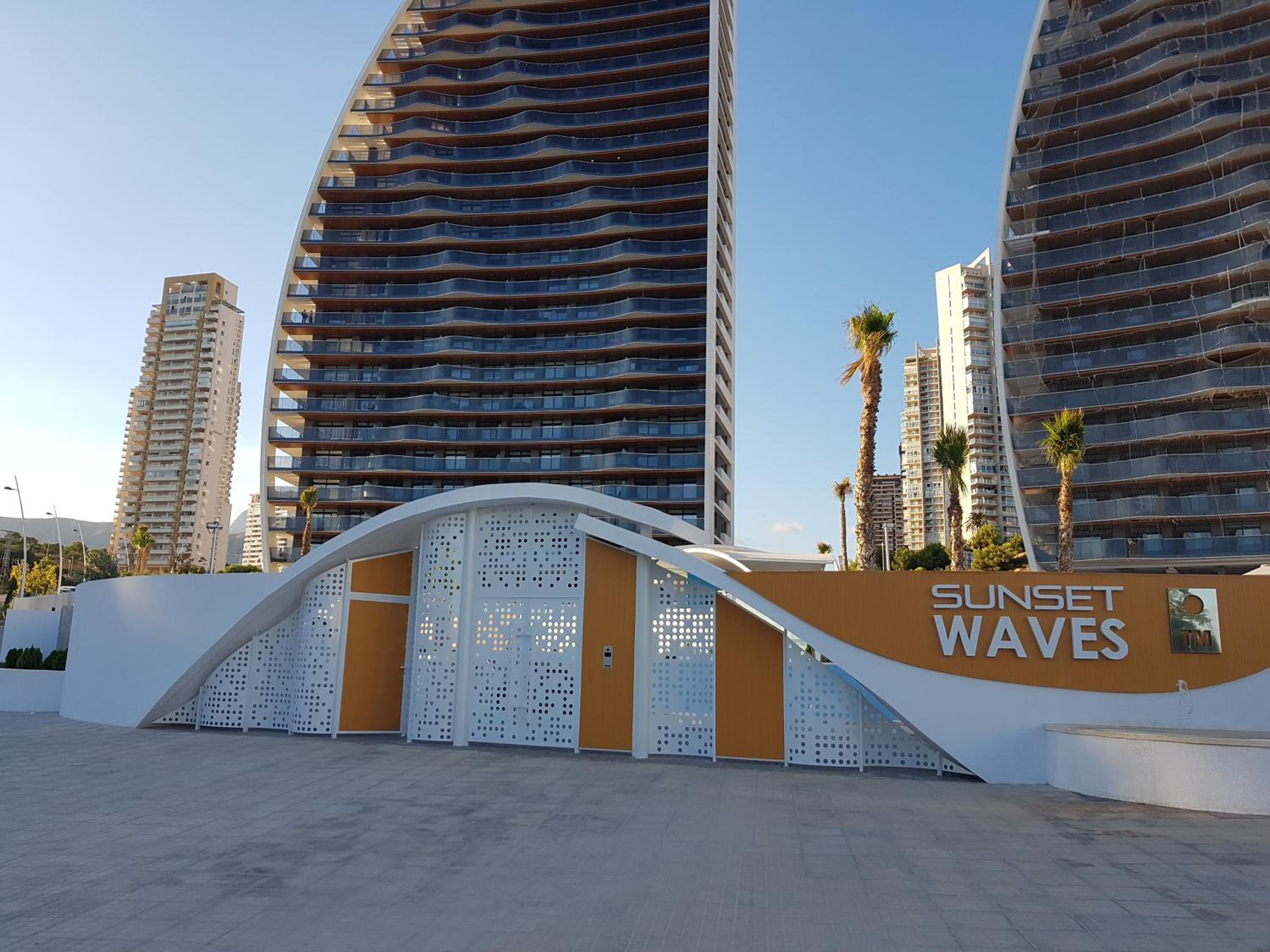 ROMERO APARTMENTS-SUNSET WAVES-BENIDORM