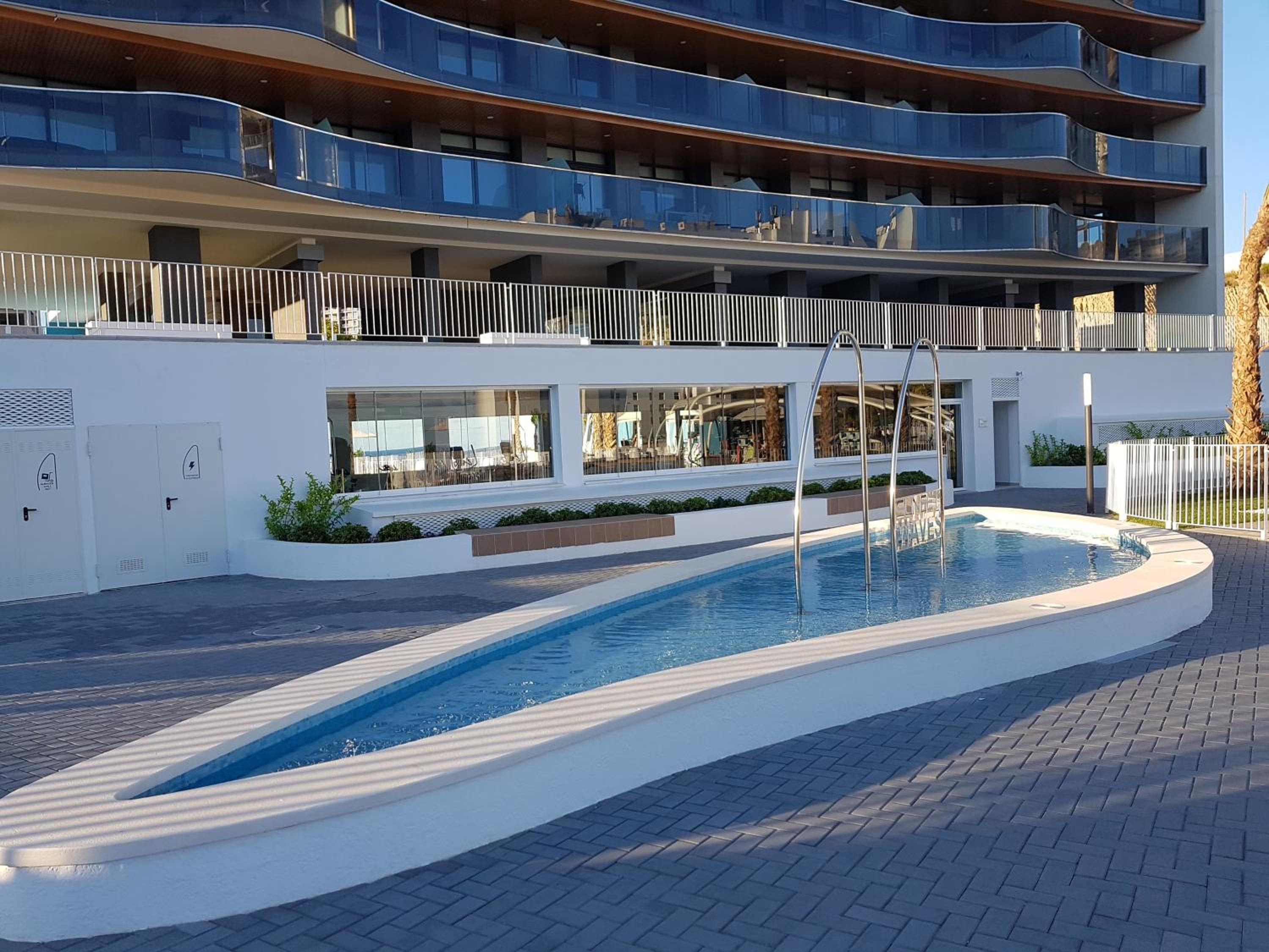 ROMERO APARTMENTS-SUNSET WAVES-BENIDORM