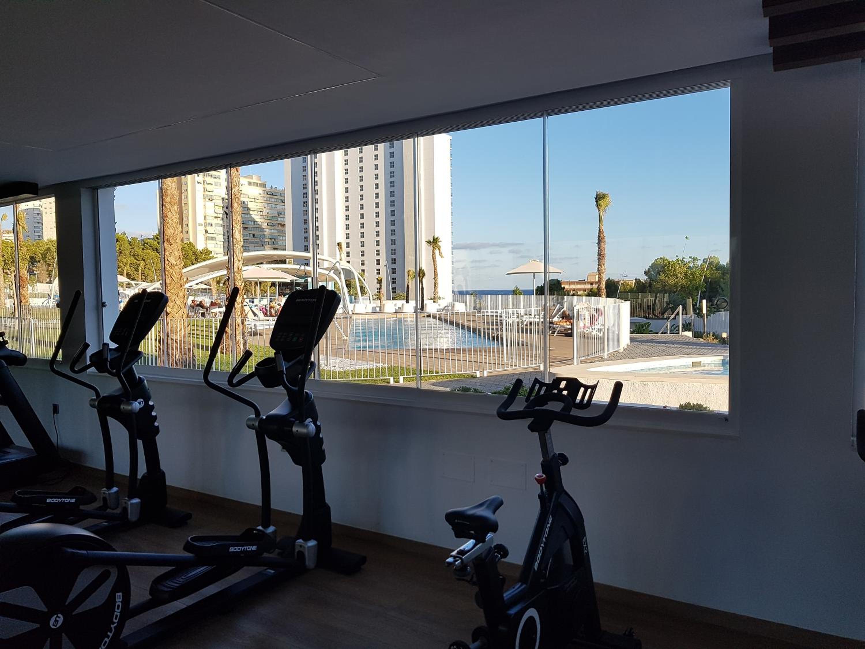 ROMERO APARTMENTS-SUNSET WAVES-BENIDORM