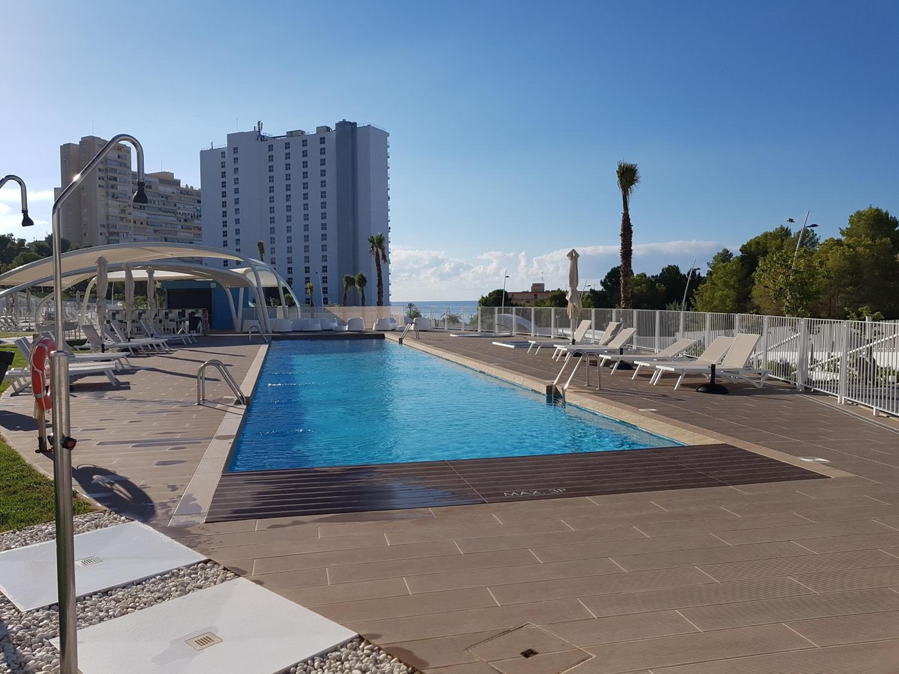 ROMERO APARTMENTS-SUNSET WAVES-BENIDORM